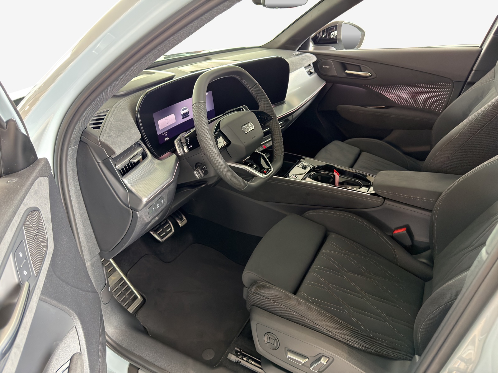 AUDI Q3 SUV TFSI quattro 195 kW S tronic-image-13