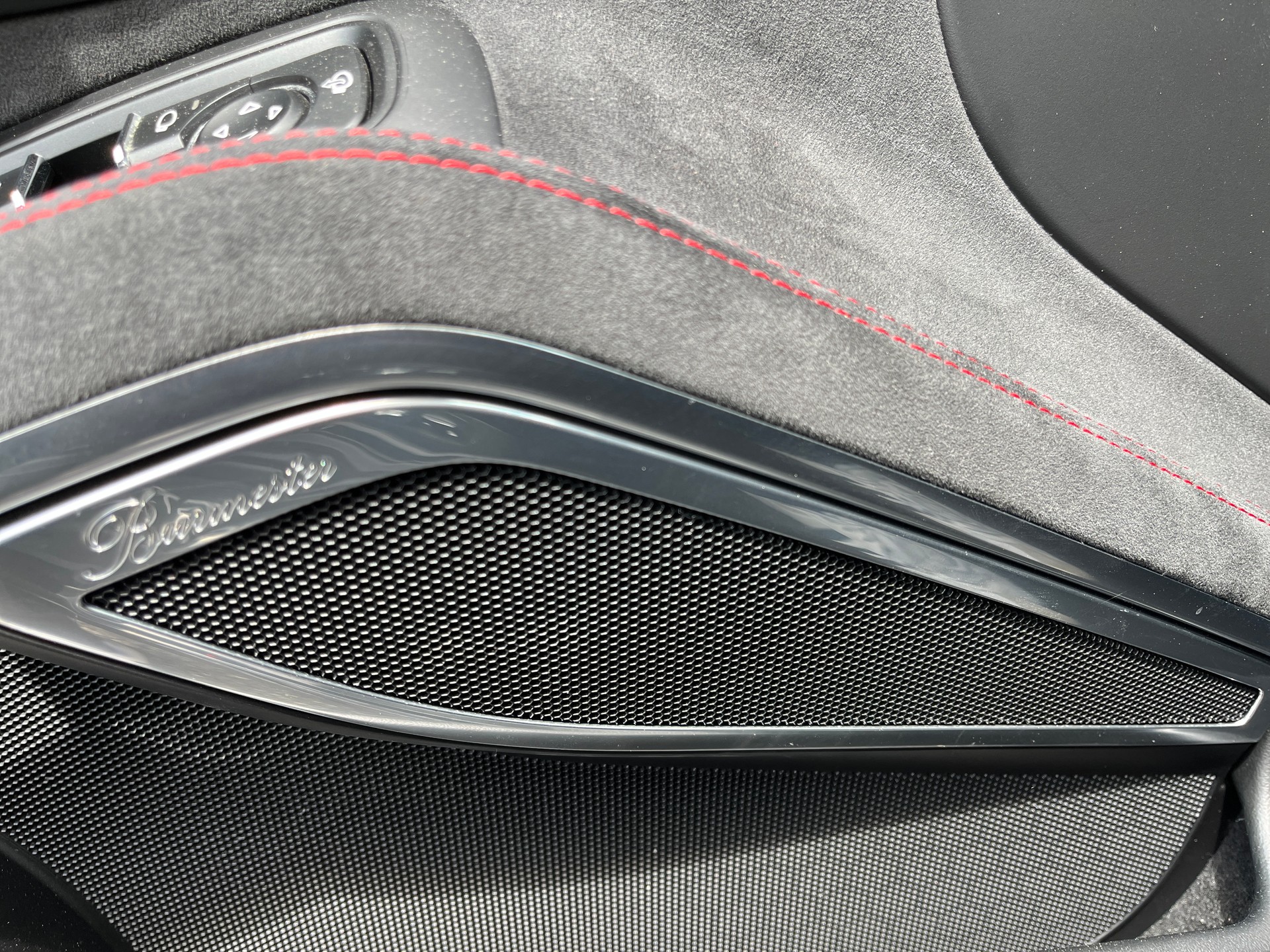 PORSCHE 911 Carrera 4 GTS PDK-image-14