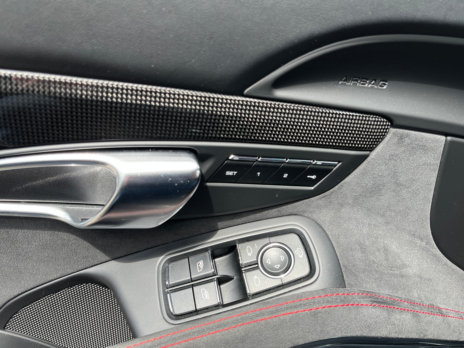 PORSCHE 911 Carrera 4 GTS PDK-image-15
