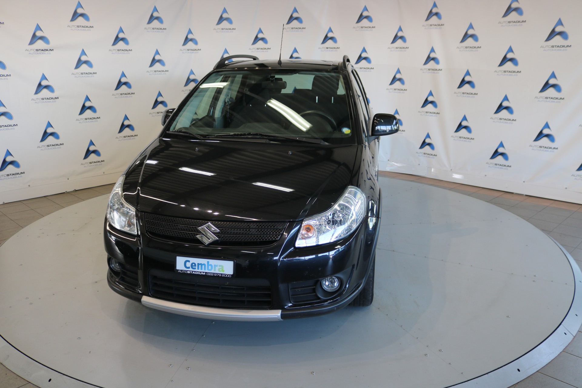 SUZUKI SX4 1.9 TD GL TOP 4WD 100th Anniversary Edition-image-10
