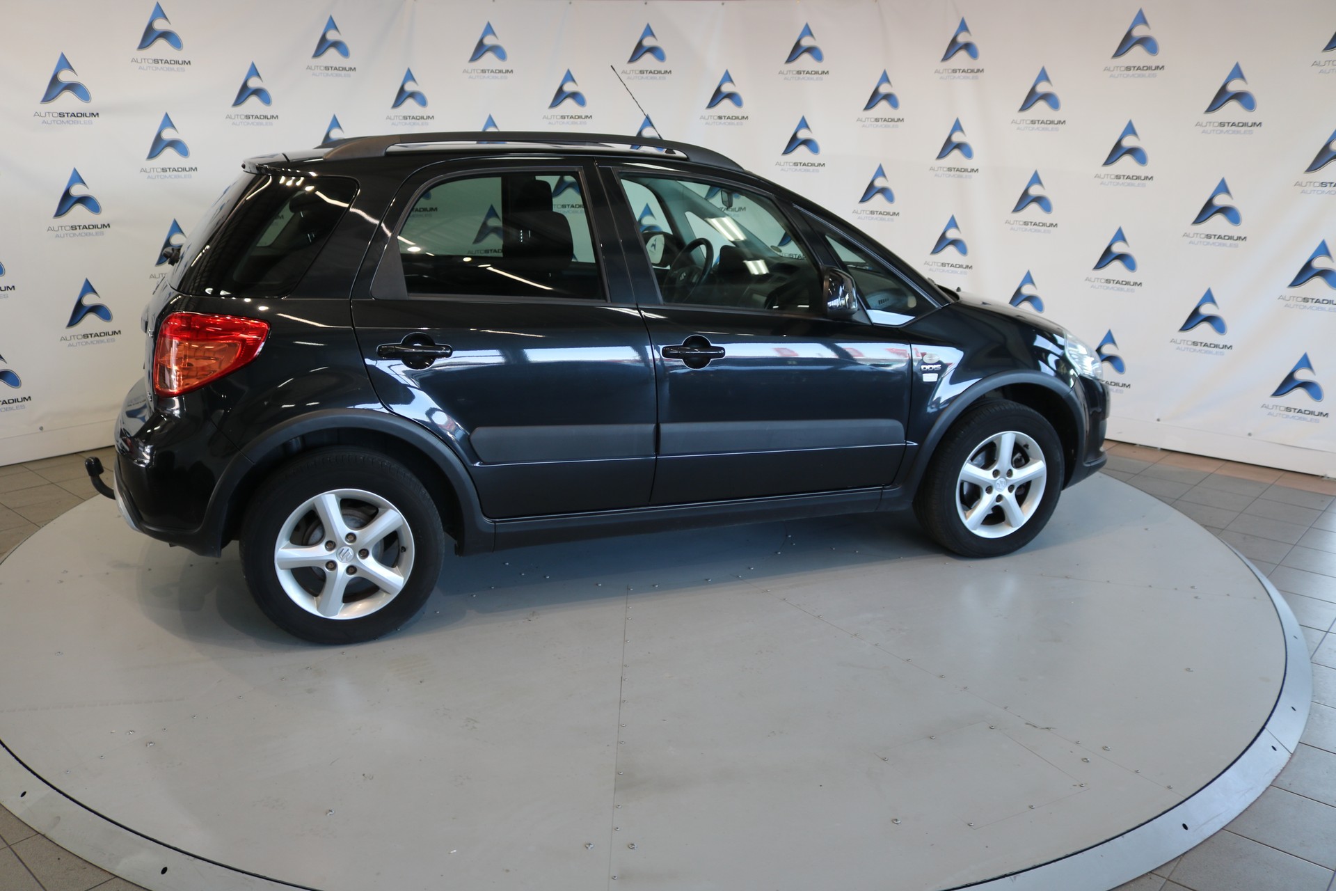 SUZUKI SX4 1.9 TD GL TOP 4WD 100th Anniversary Edition-image-26