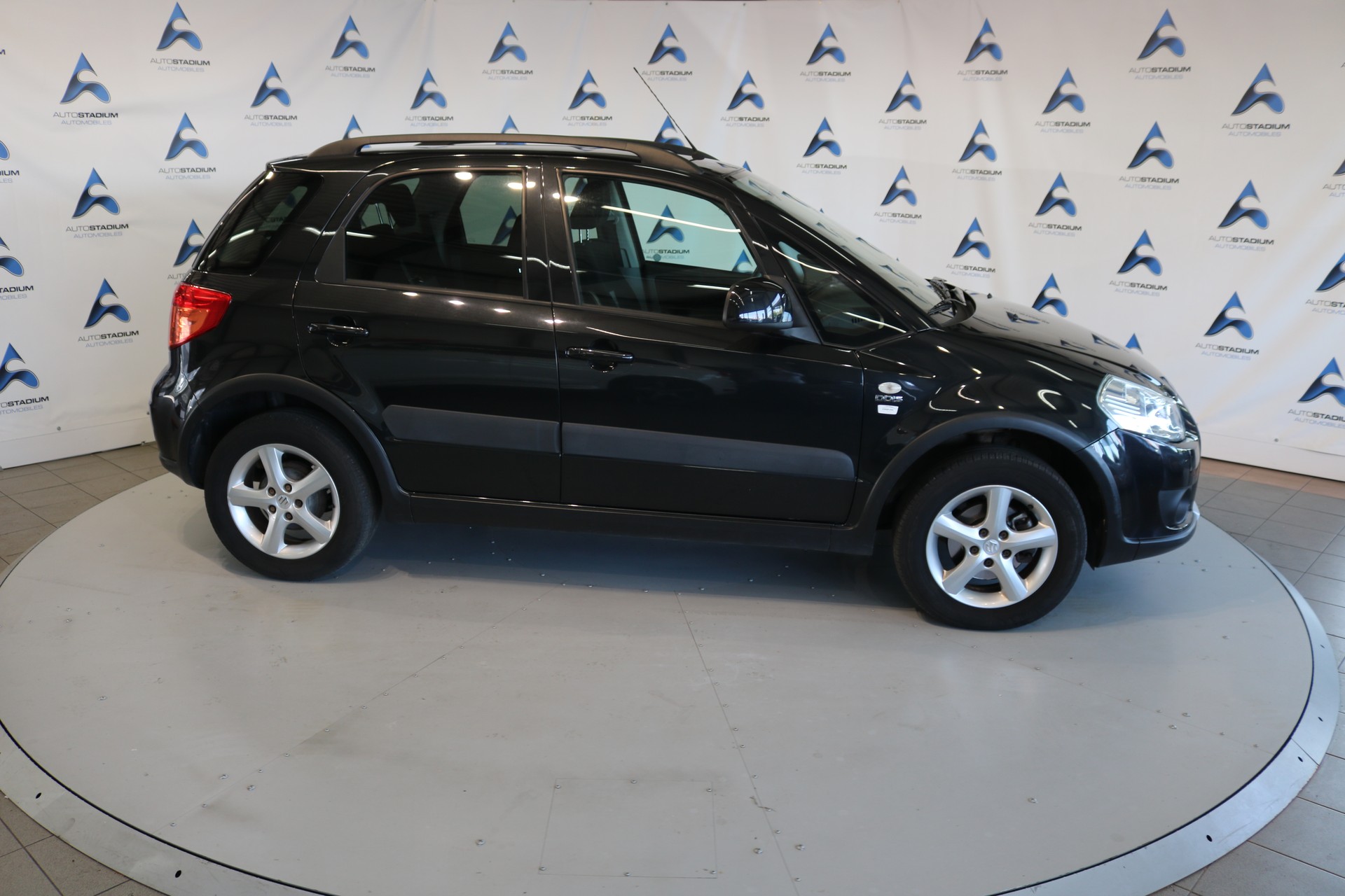 SUZUKI SX4 1.9 TD GL TOP 4WD 100th Anniversary Edition-image-28