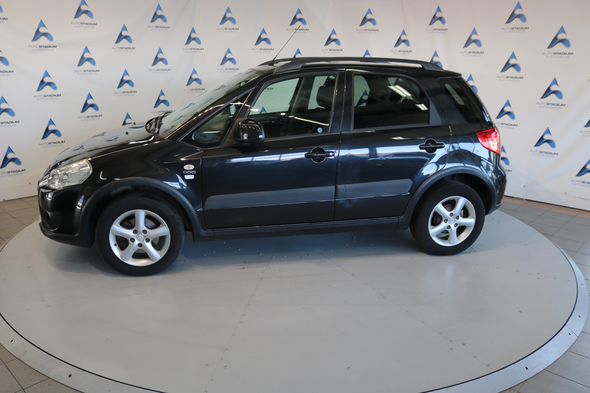 SUZUKI SX4 1.9 TD GL TOP 4WD 100th Anniversary Edition-image-15