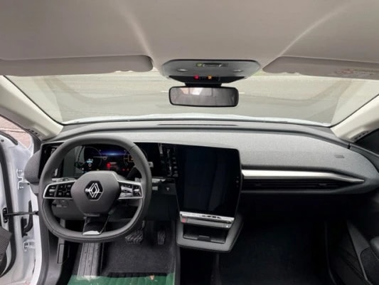 RENAULT Mégane E-Tech evolution-image-4