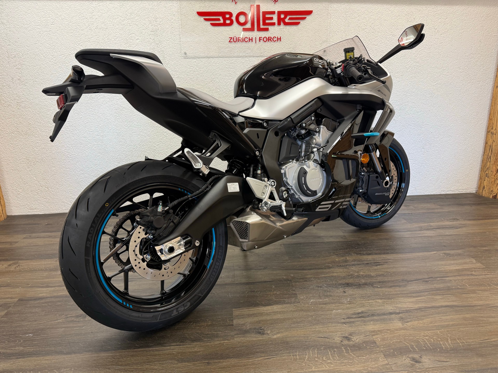 CF MOTO 675 SR-R-showroom-element-3