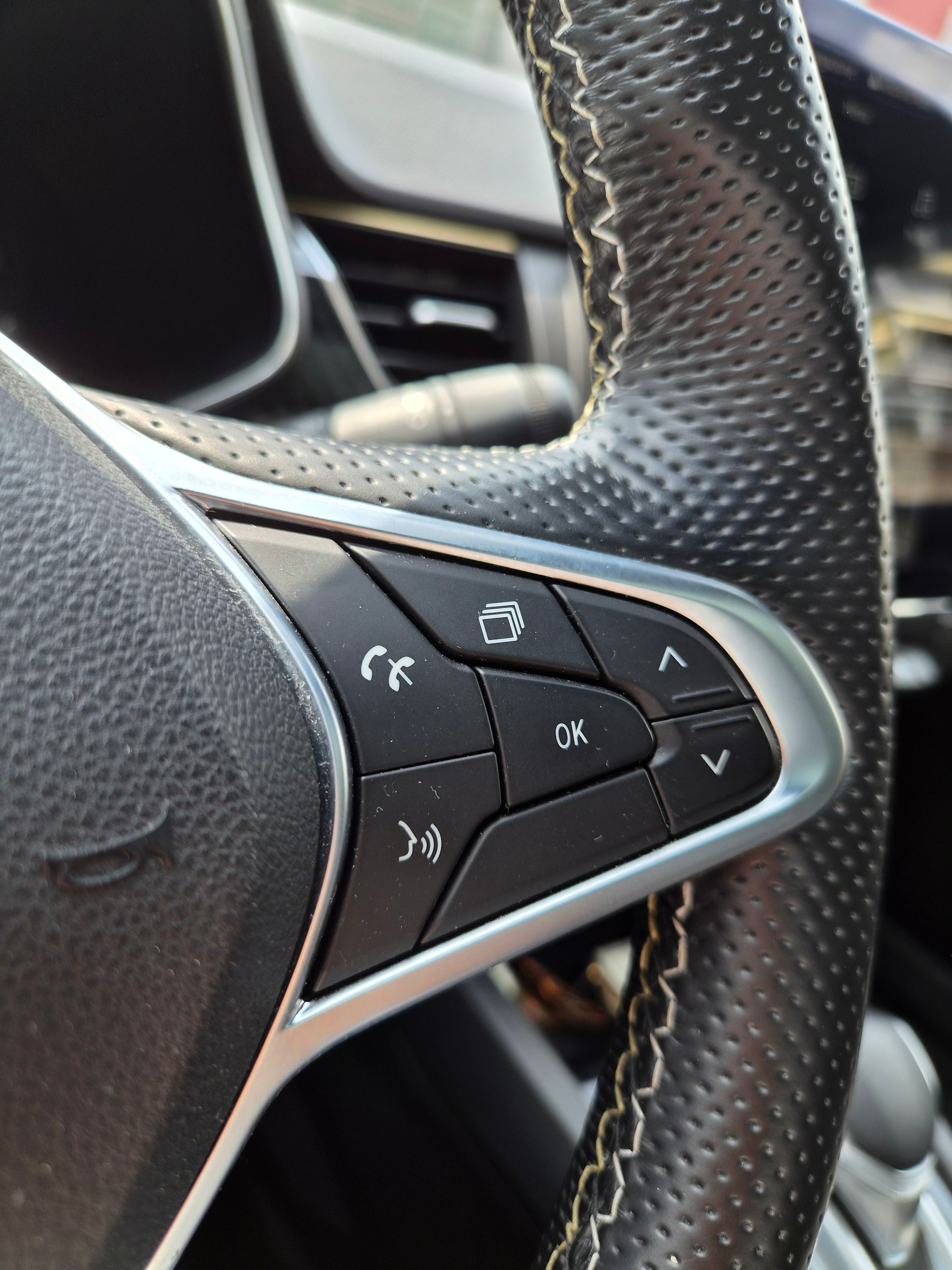 RENAULT Arkana 1.6 E-Tech Engineered-image-10