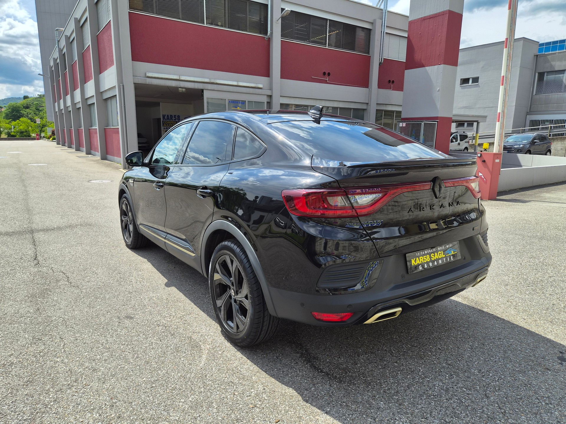 RENAULT Arkana 1.6 E-Tech Engineered-image-3