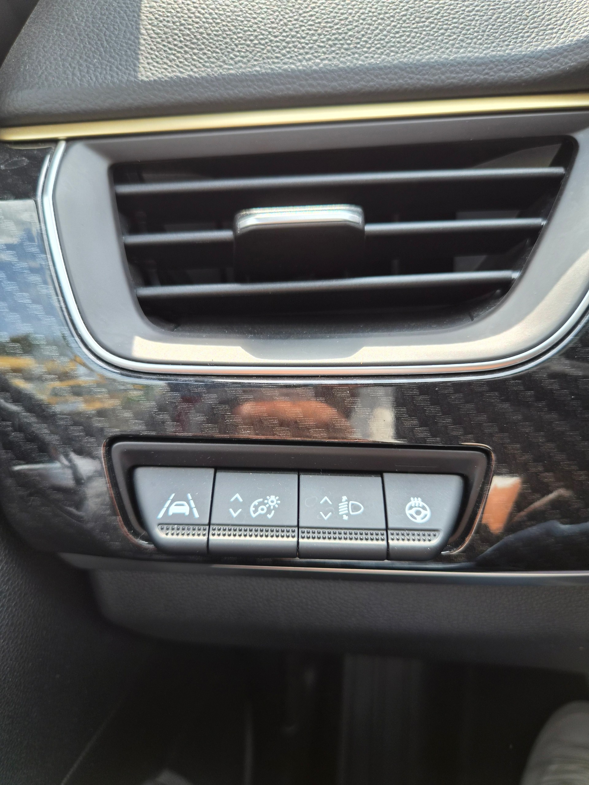 RENAULT Arkana 1.6 E-Tech Engineered-image-12