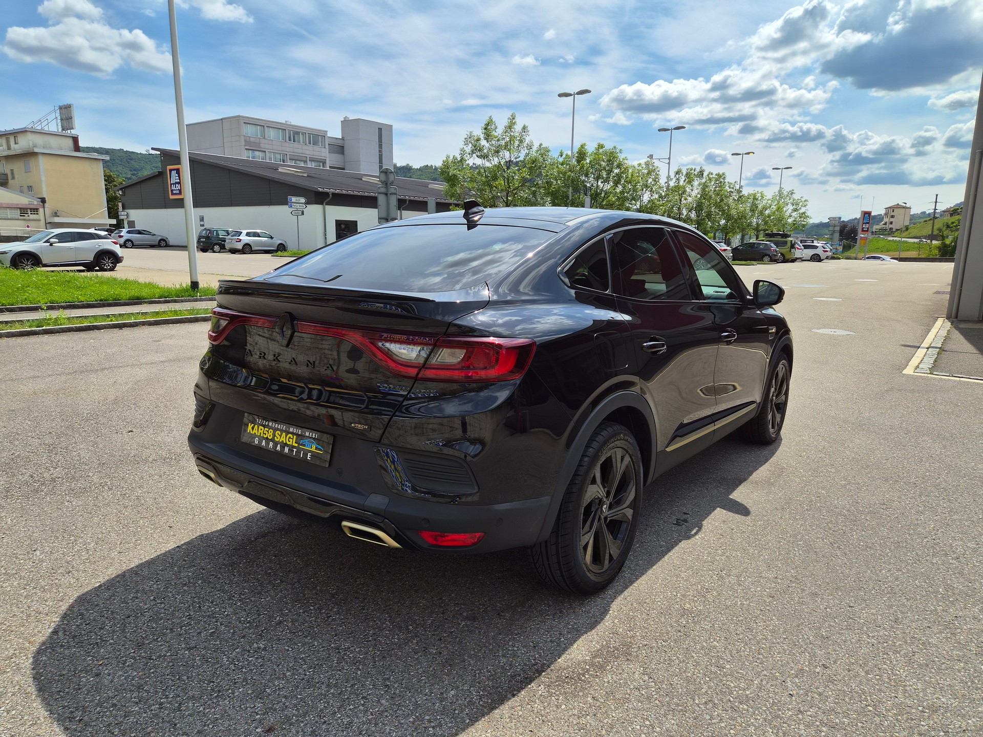 RENAULT Arkana 1.6 E-Tech Engineered-image-2