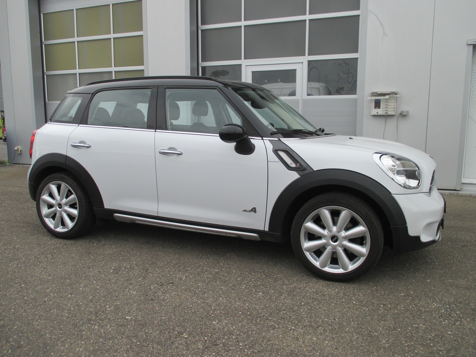 MINI Countryman Cooper S ALL4-image-0