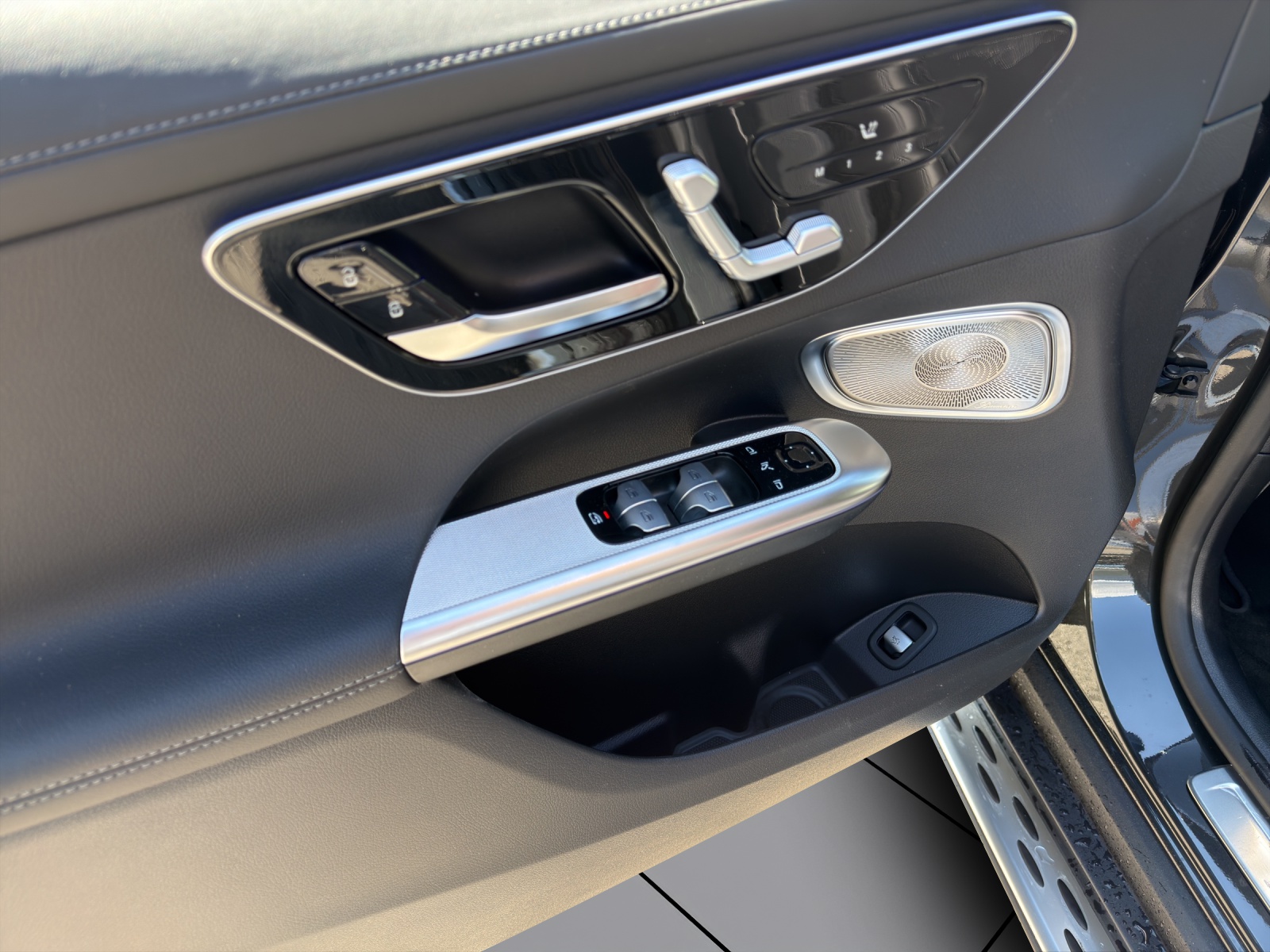 MERCEDES-BENZ GLC 220 d 4Matic 9G-Tronic-image-13