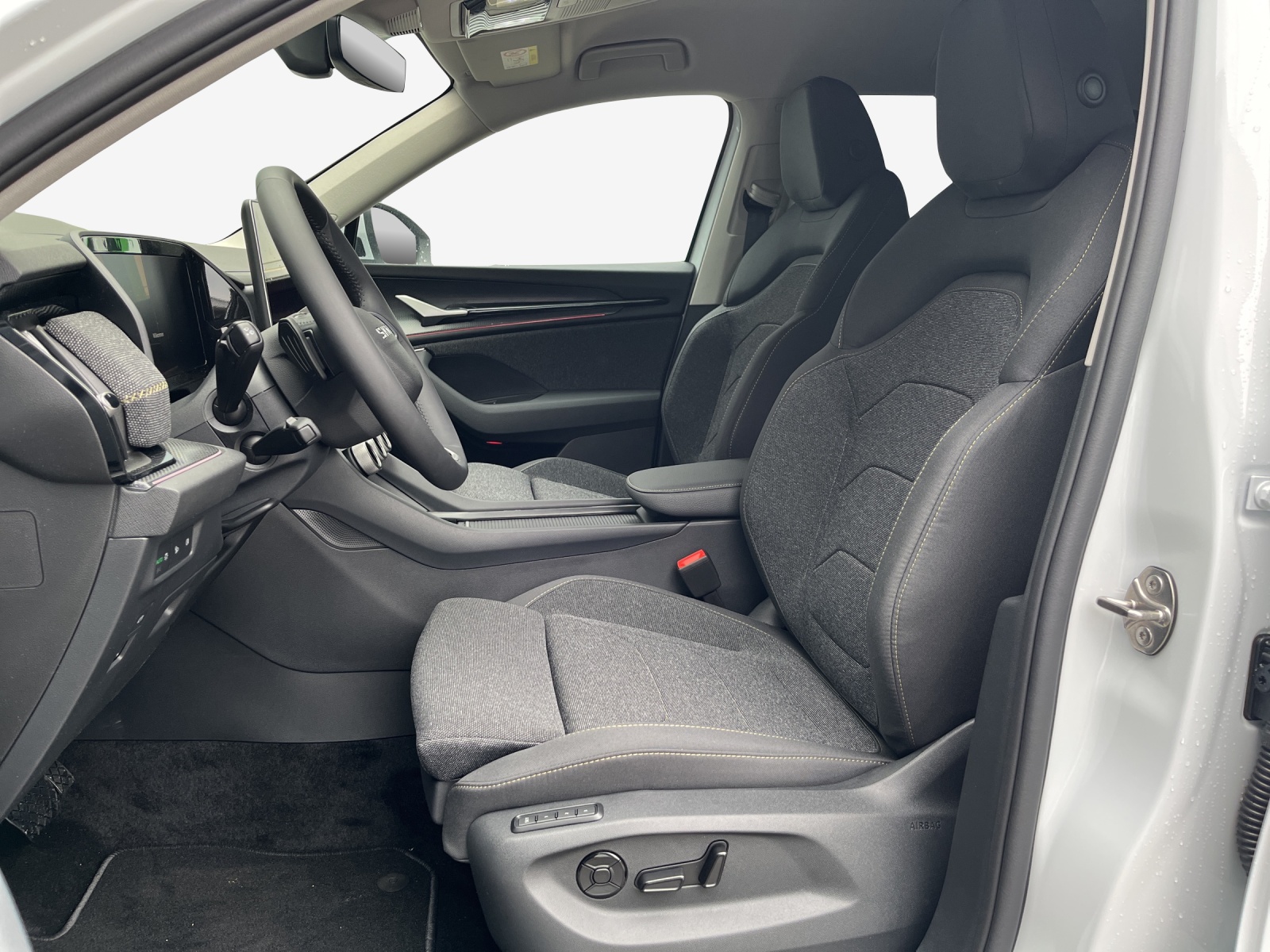 SKODA Kodiaq Dynamic 2.0TDI 193PS 7DSG4x4-image-7