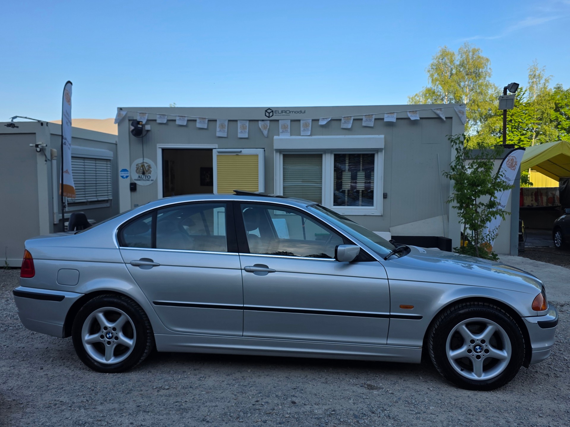 BMW 328i *** Frisch ab MFK / Frisch ab Service / Gratis Lieferung ***-image-5