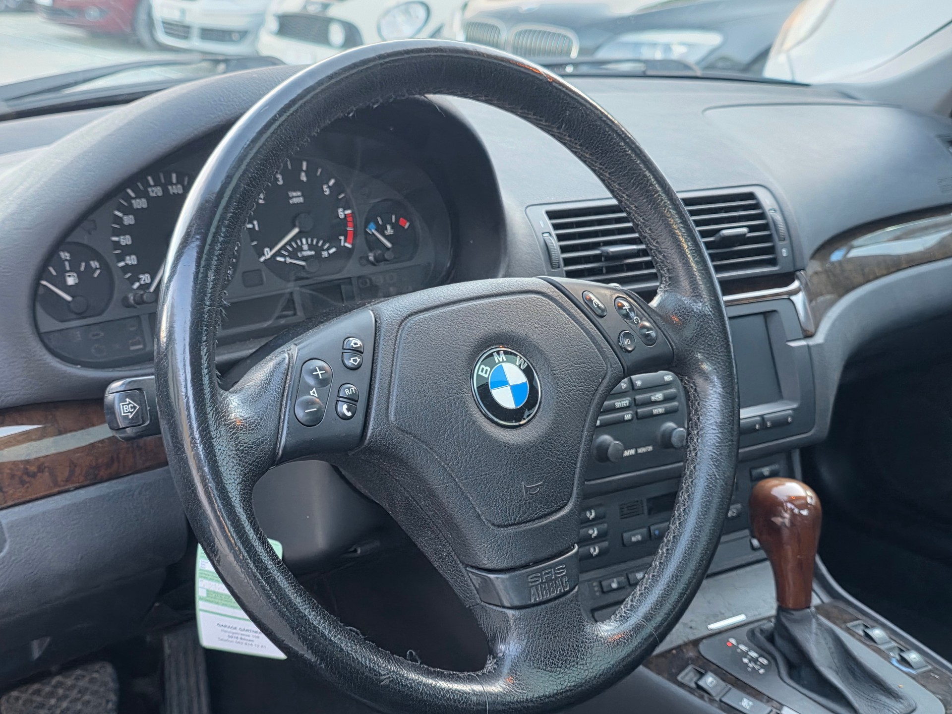 BMW 328i *** Frisch ab MFK / Frisch ab Service / Gratis Lieferung ***-image-9