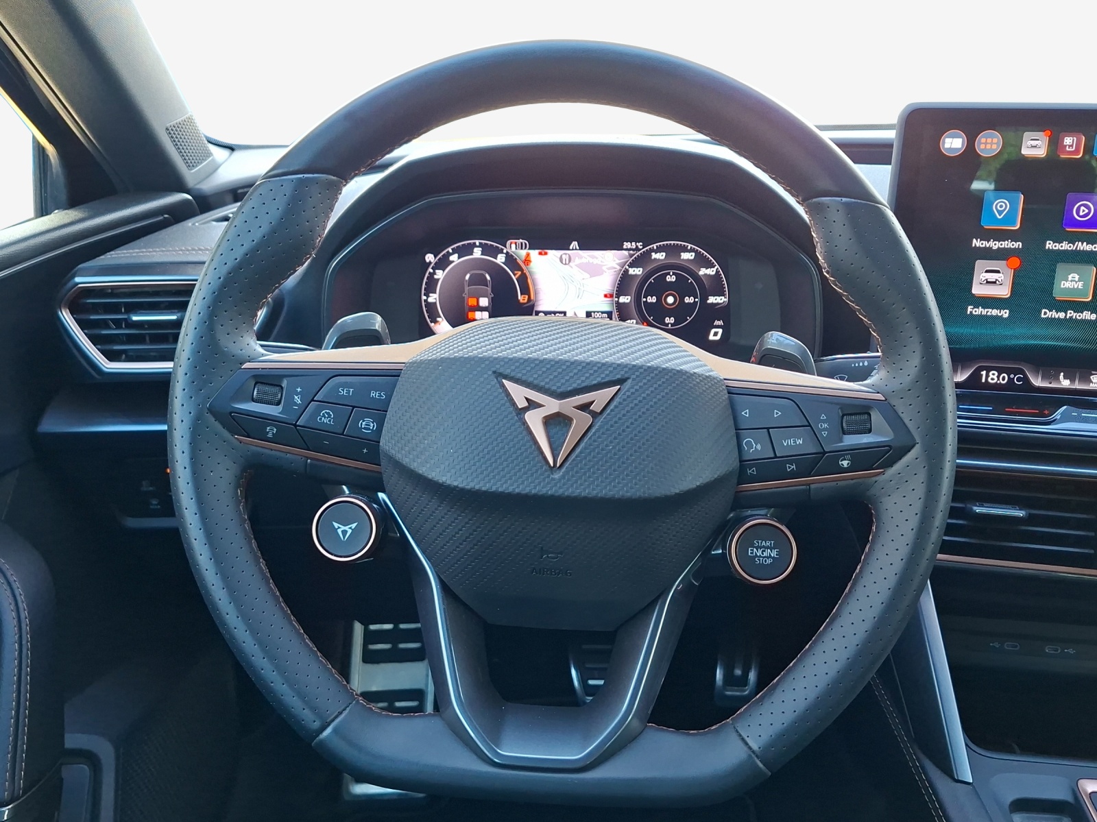 CUPRA LEON ST 1.5 e-HYBRID pHEV Business Edition DSG-image-9
