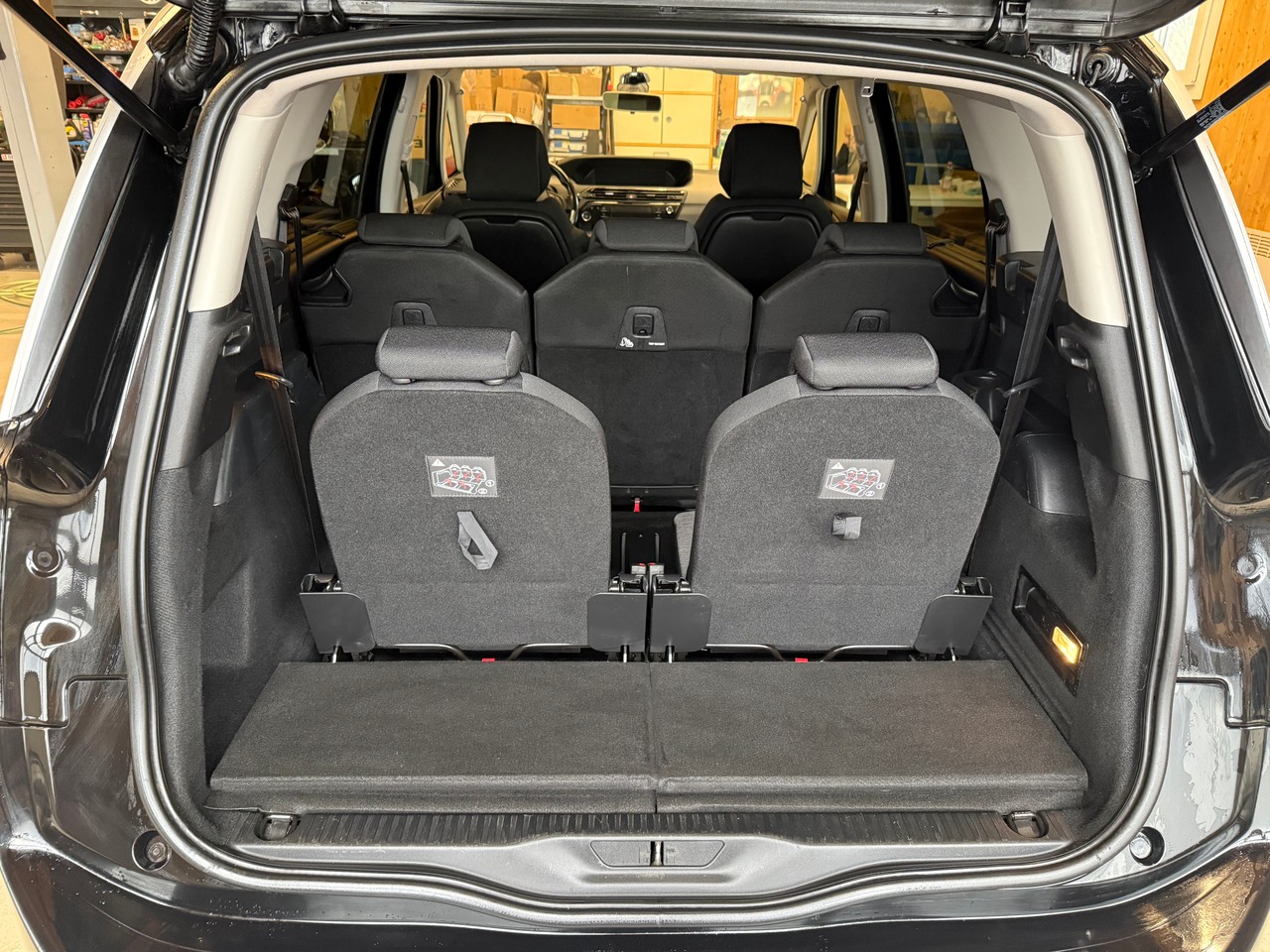 CITROEN Grand C4 Picasso 1.6 BlueHDi Feel Edition EAT6-image-13
