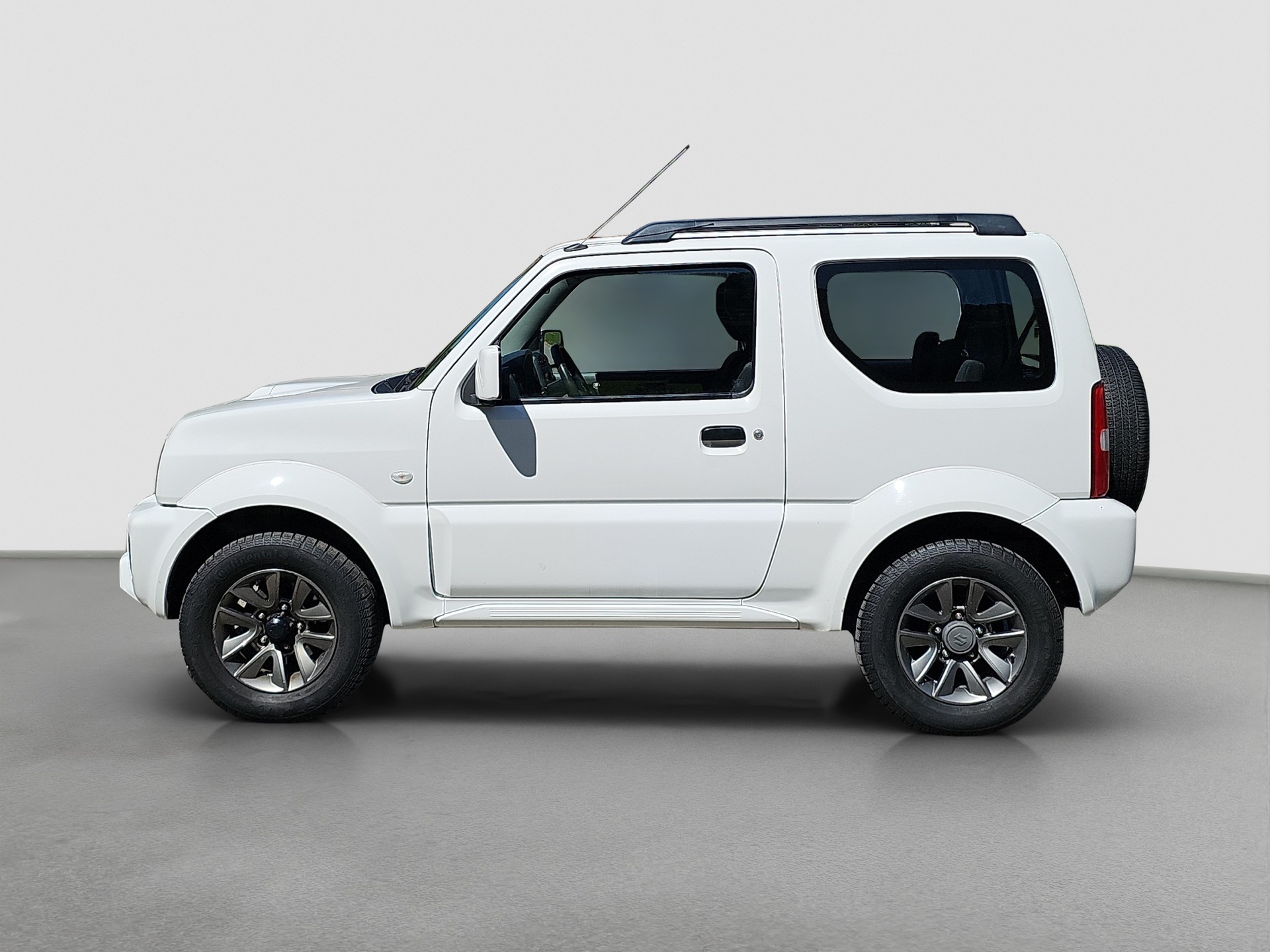 SUZUKI Jimny 1.3 16V Compact Top-image-1