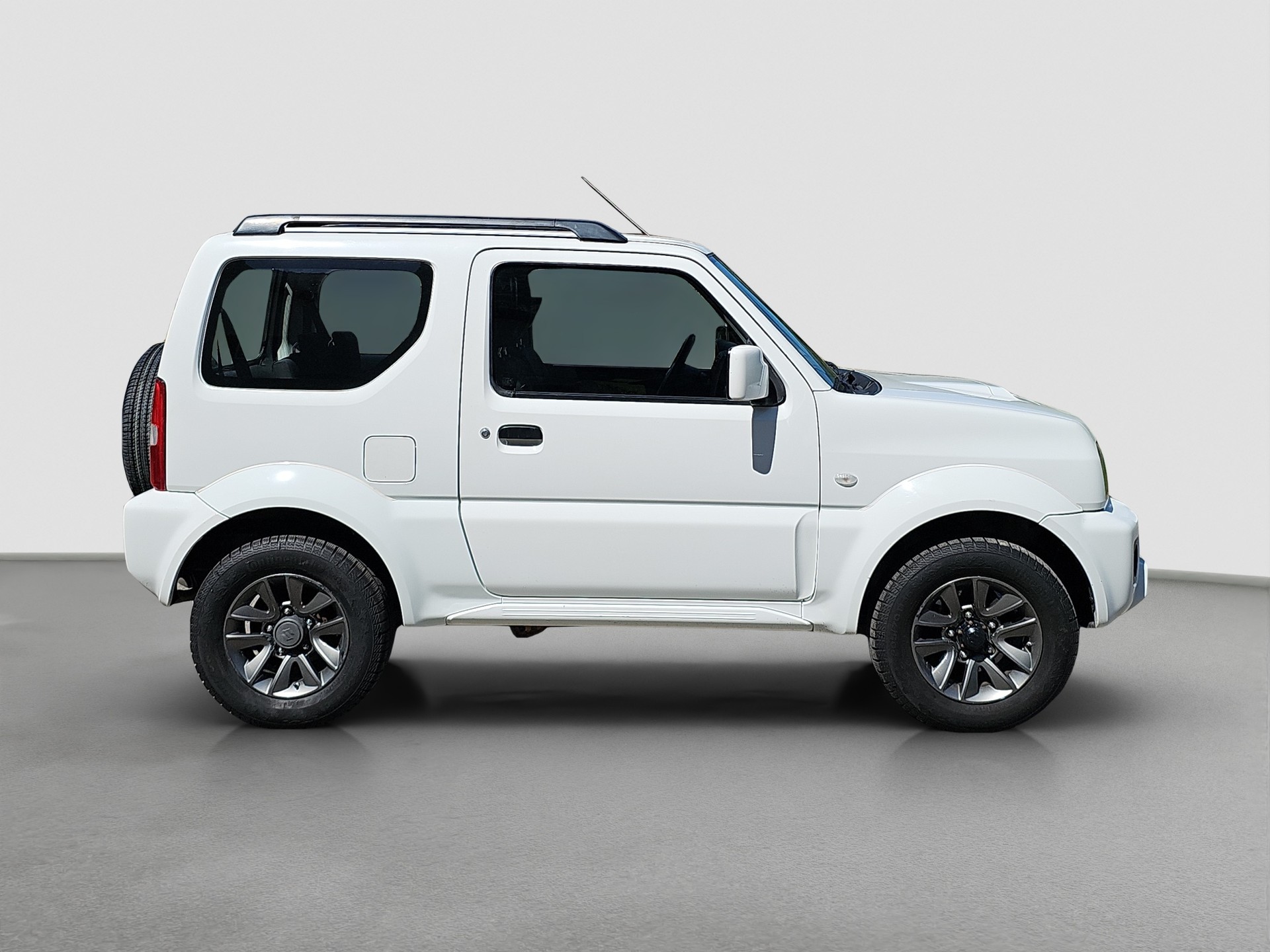 SUZUKI Jimny 1.3 16V Compact Top-image-5