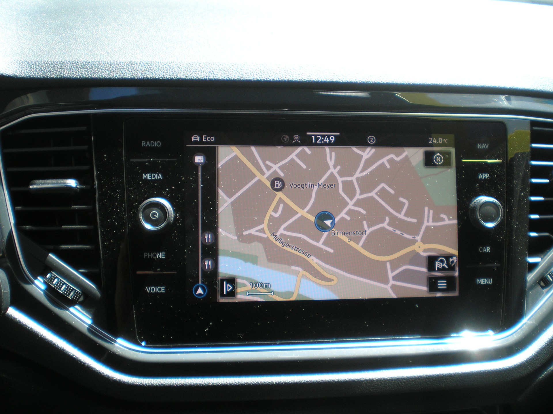 VW T-Roc 2.0 TSI Sport DSG 4Motion-image-5