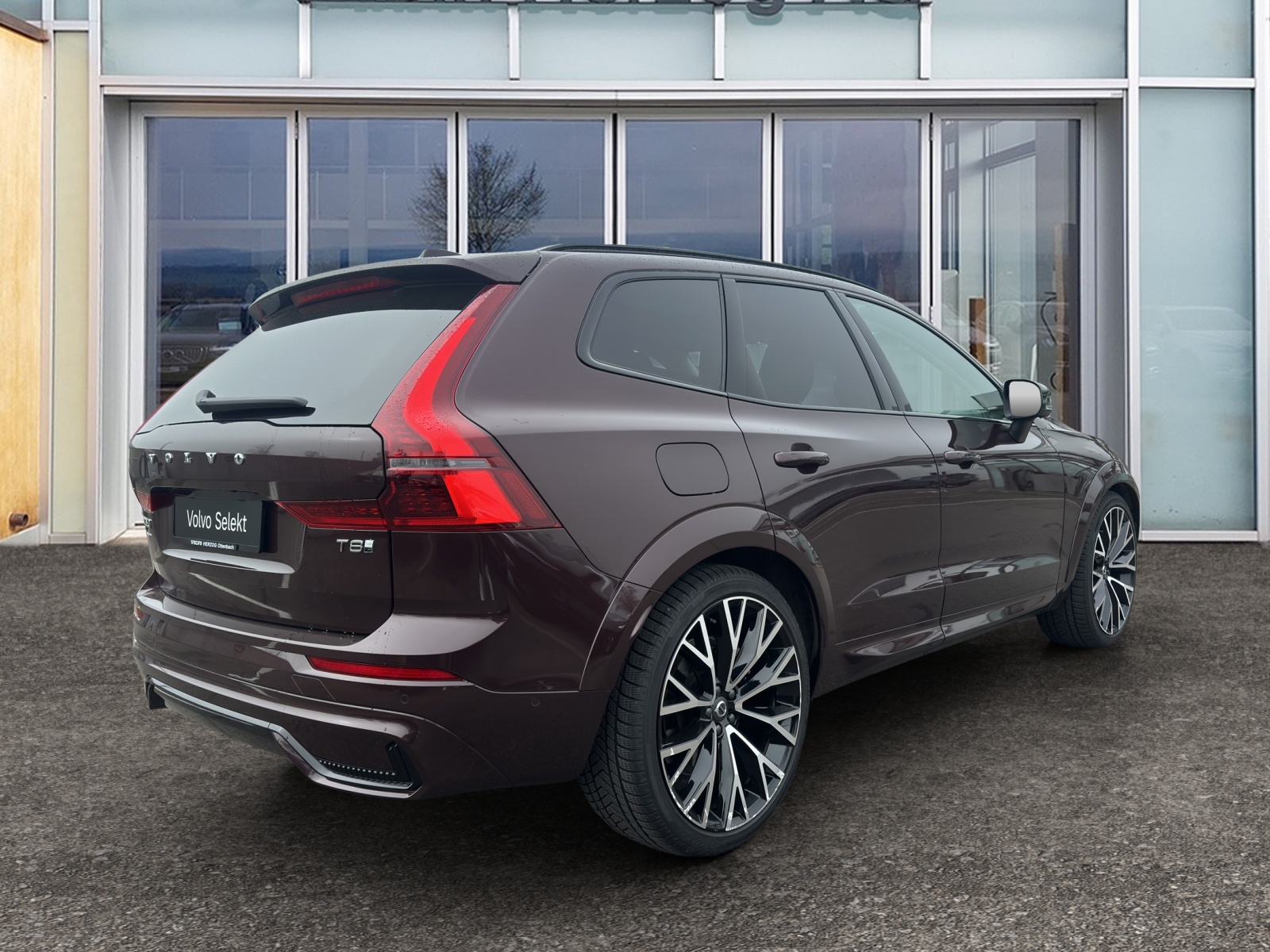VOLVO XC60 2.0 T8 TE Ultra Dark eAWD-image-4