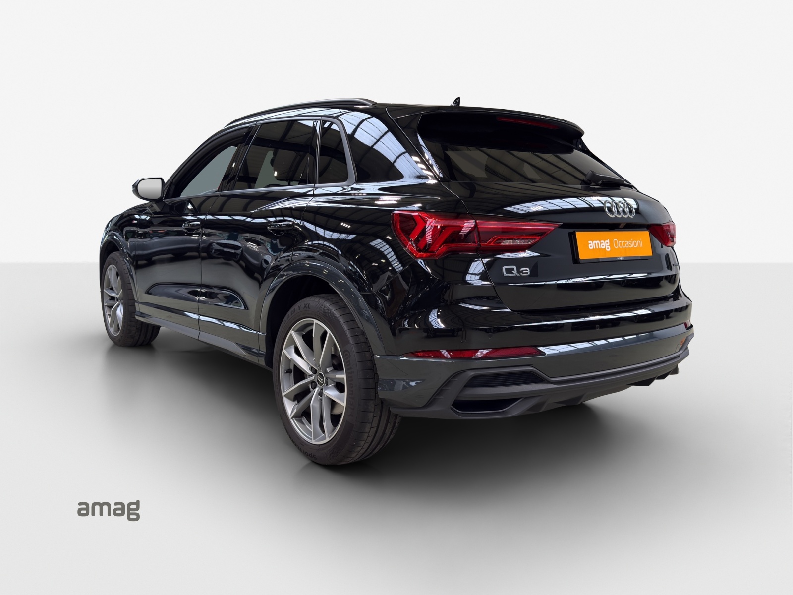AUDI Q3 Sportback 40 TFSI S line quattro S-tronic-image-2