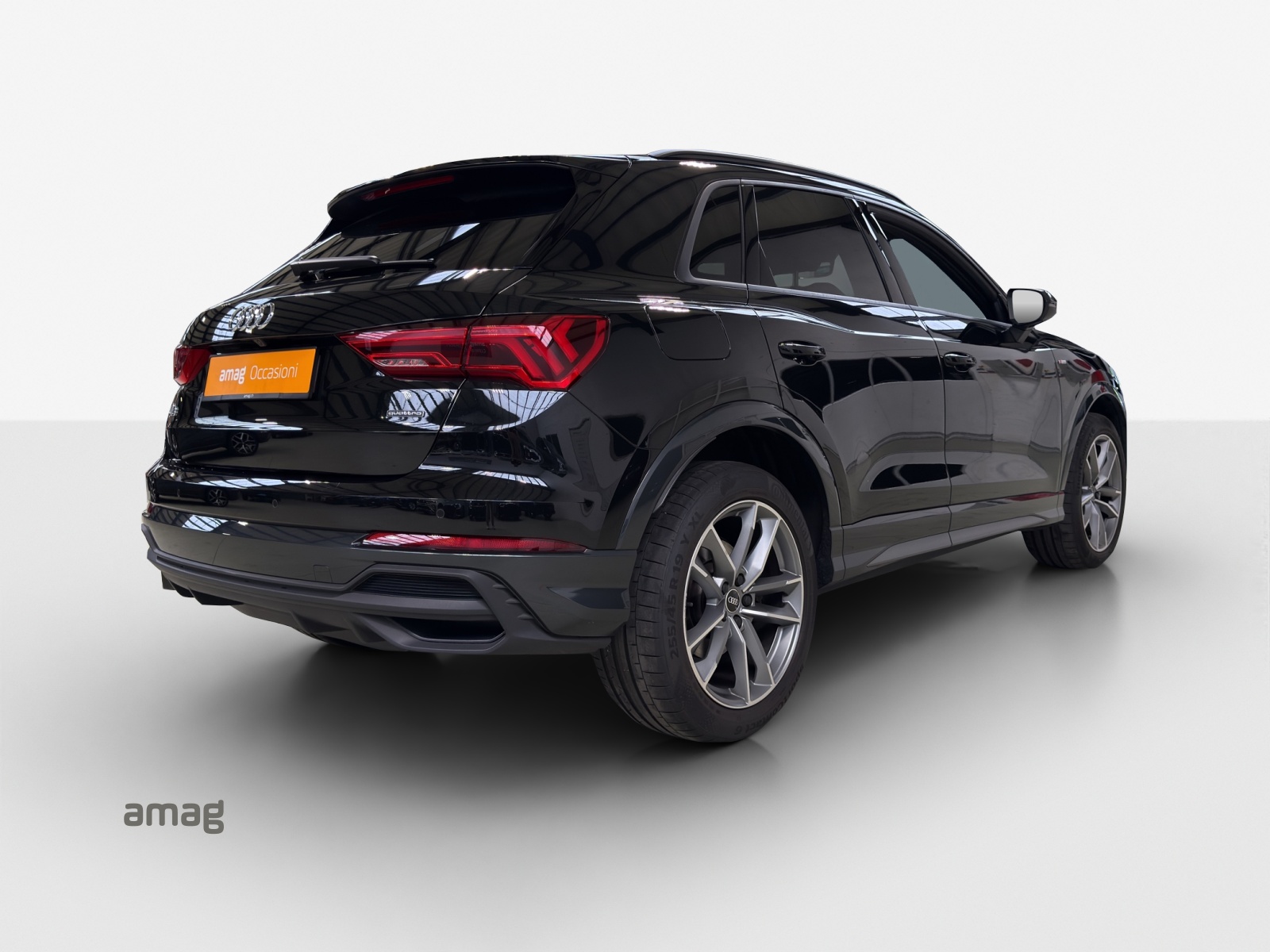 AUDI Q3 Sportback 40 TFSI S line quattro S-tronic-image-4