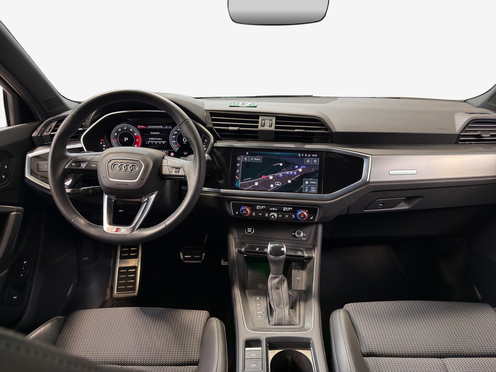 AUDI Q3 Sportback 40 TFSI S line quattro S-tronic-image-8