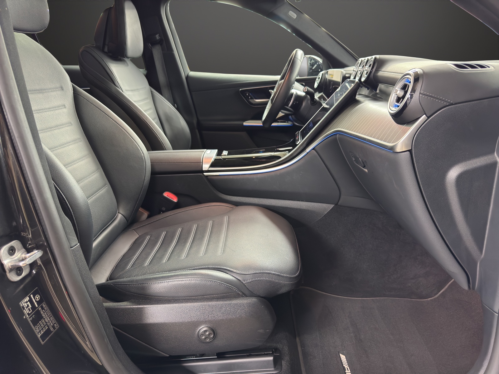 MERCEDES-BENZ GLC 400 e 4M 9G-Tronic-image-11