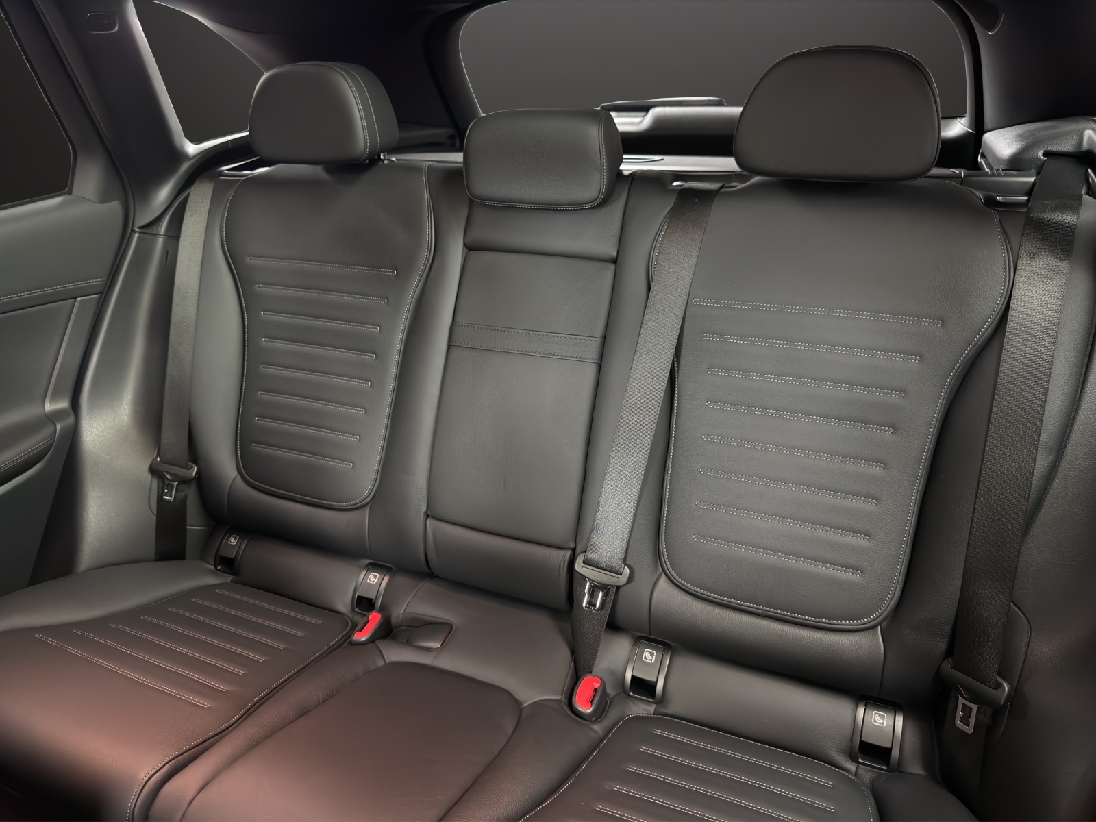 MERCEDES-BENZ GLC 400 e 4M 9G-Tronic-image-14