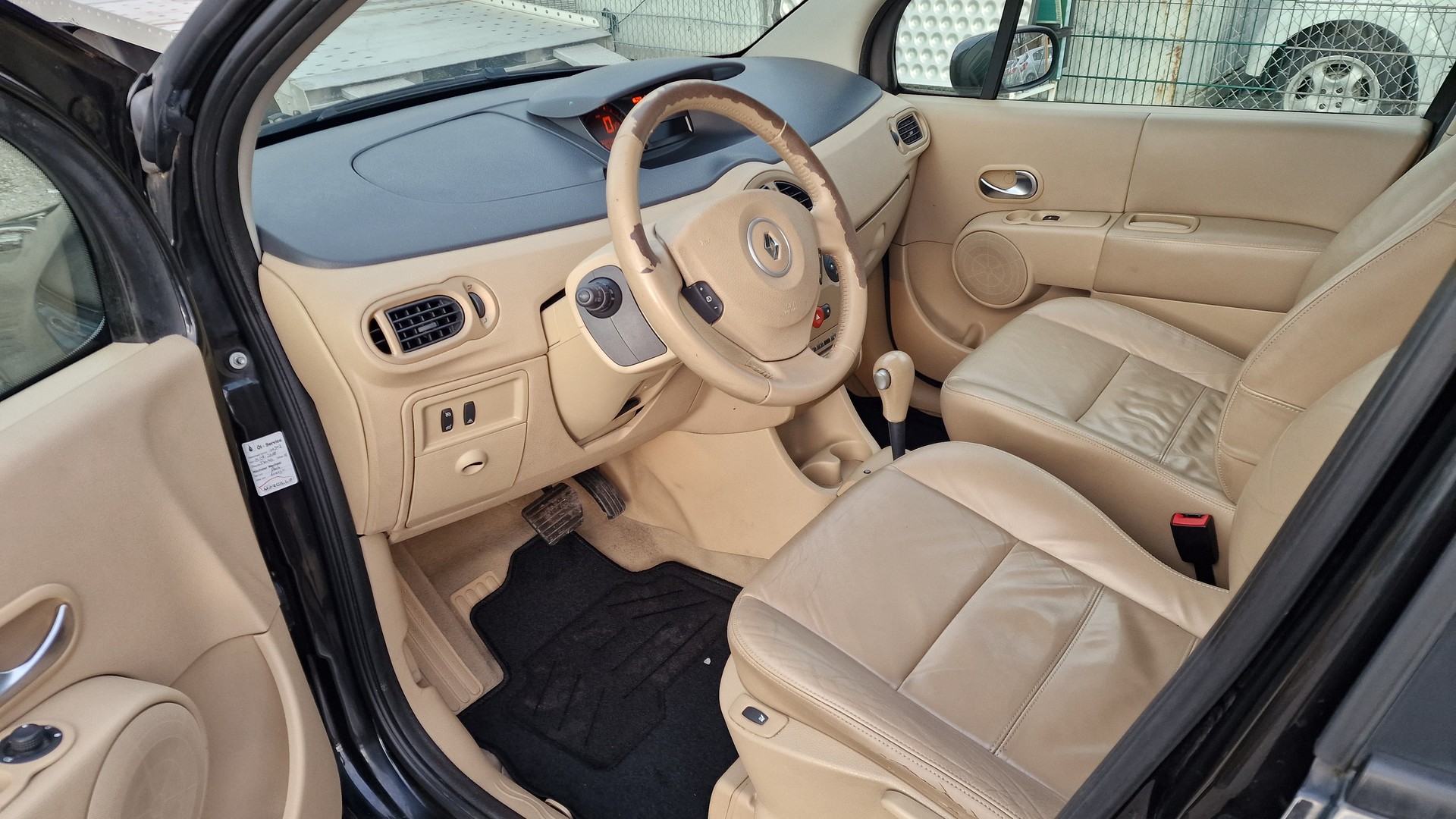 RENAULT Modus 1.6 16V Initiale-image-7