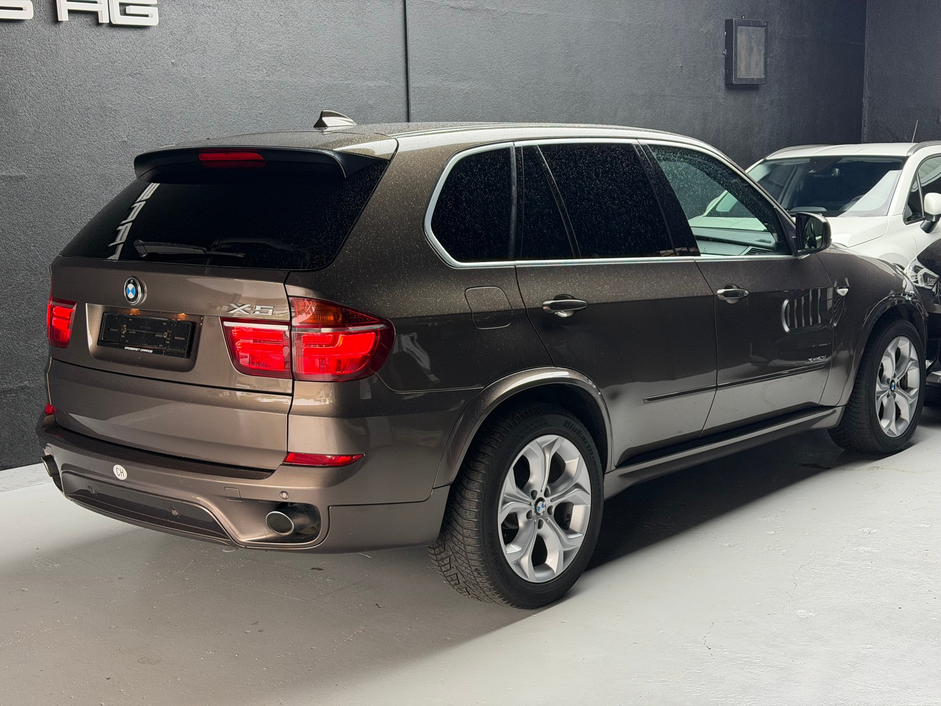 BMW X5 xDrive 40d Steptronic-image-2