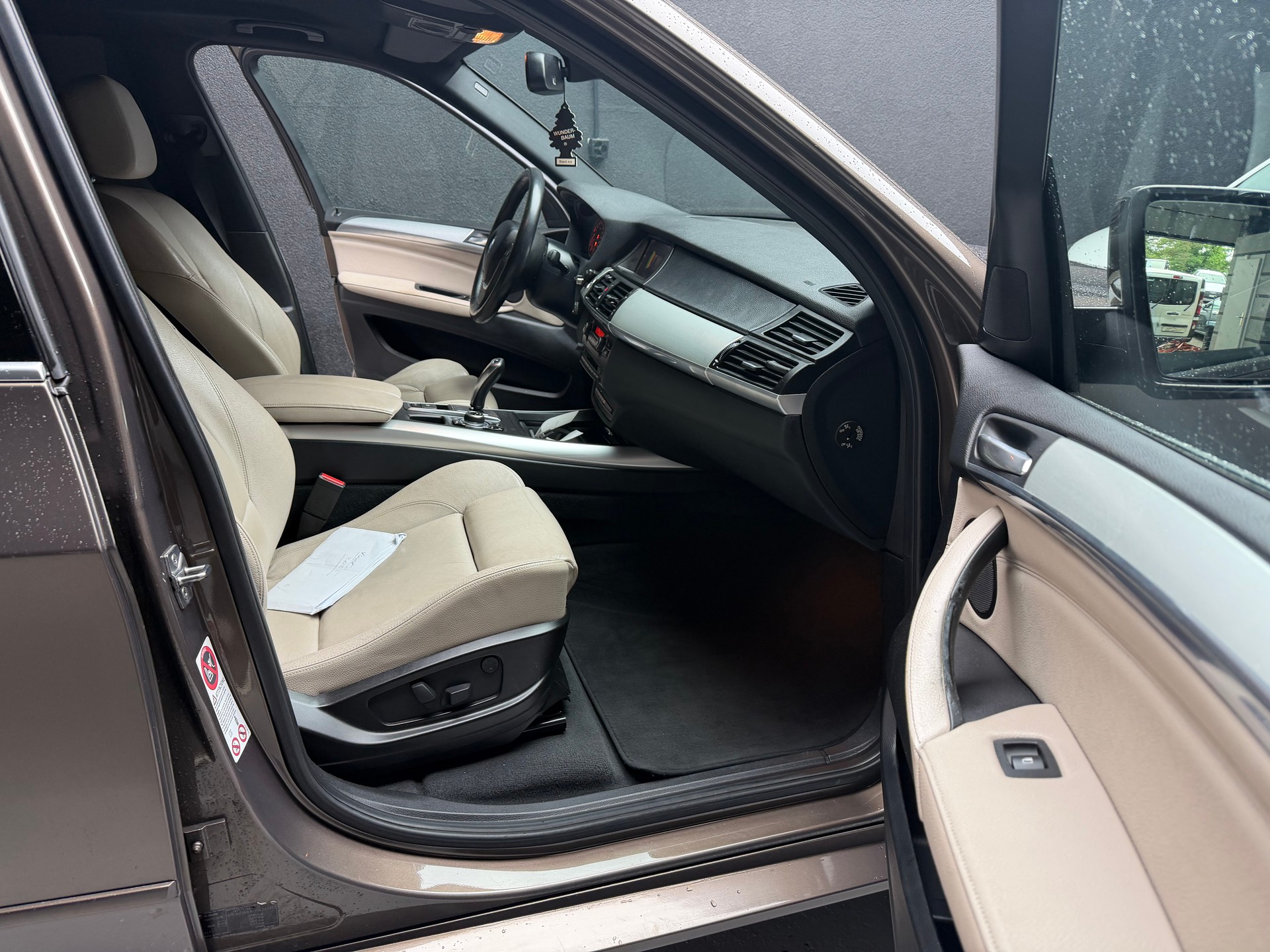 BMW X5 xDrive 40d Steptronic-image-10