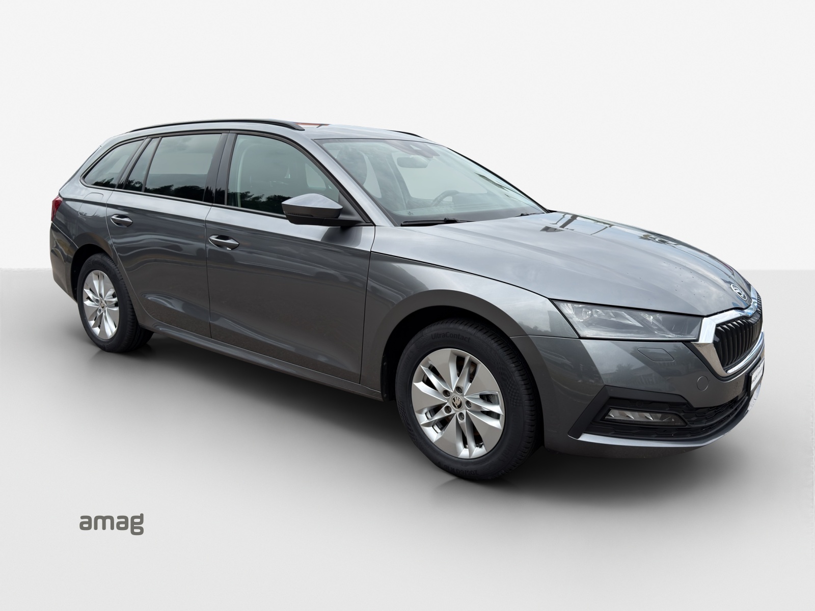 SKODA Octavia Combi 2.0 TDI DSG Ambition 4x4-image-5