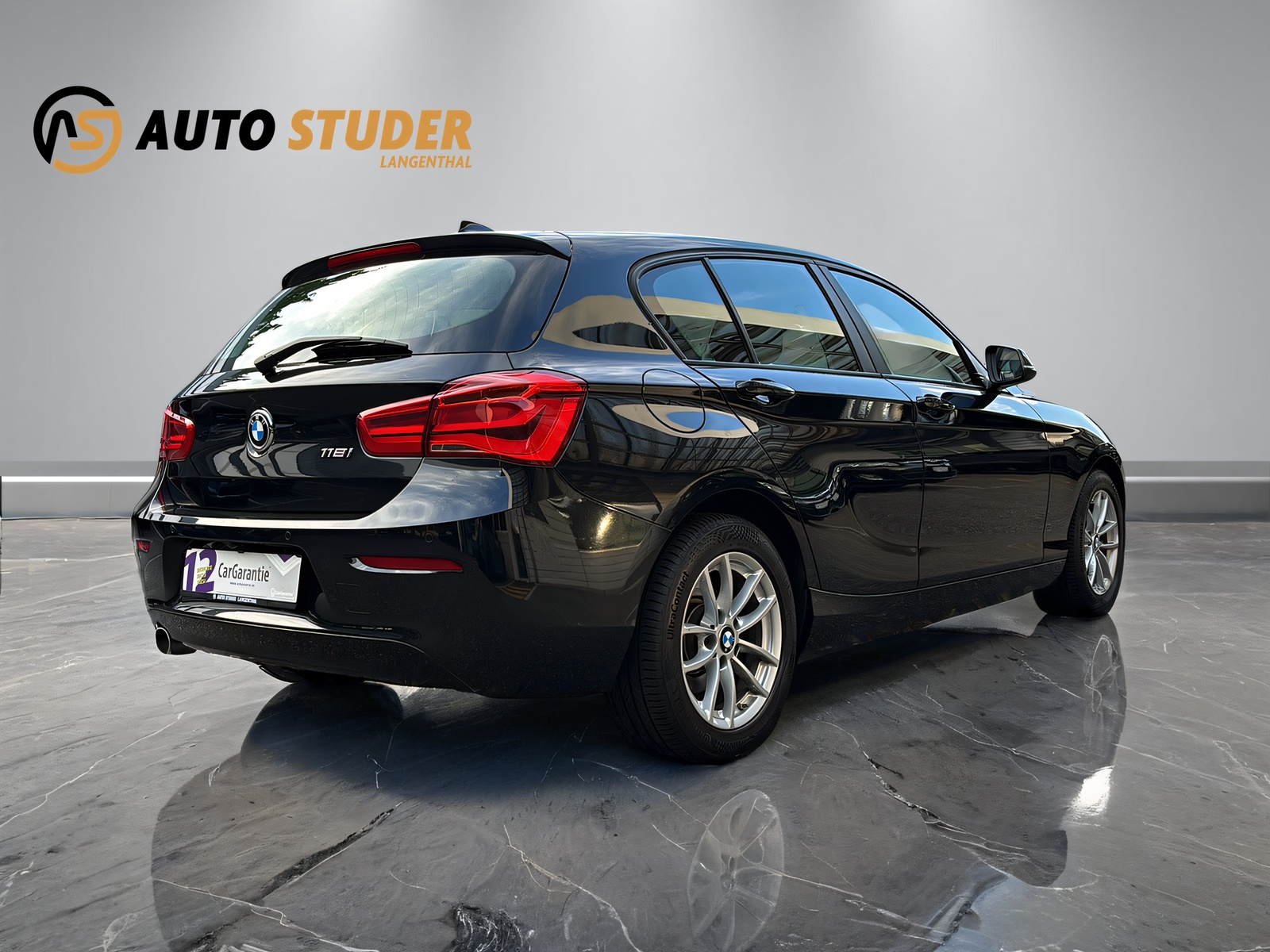 BMW 118i Essential Ed.-image-11