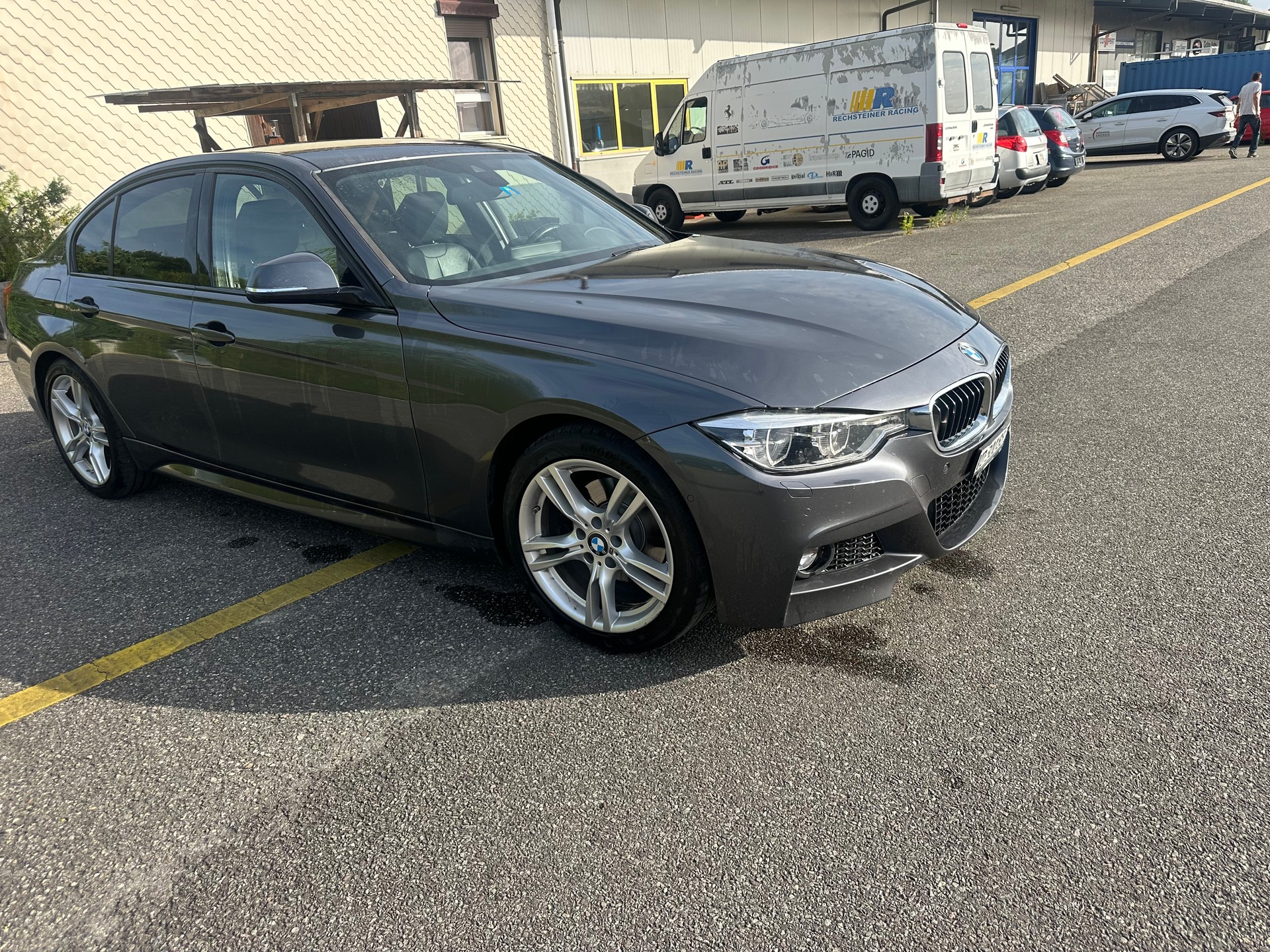BMW 330e iPerformance M Sport Steptronic-image-7