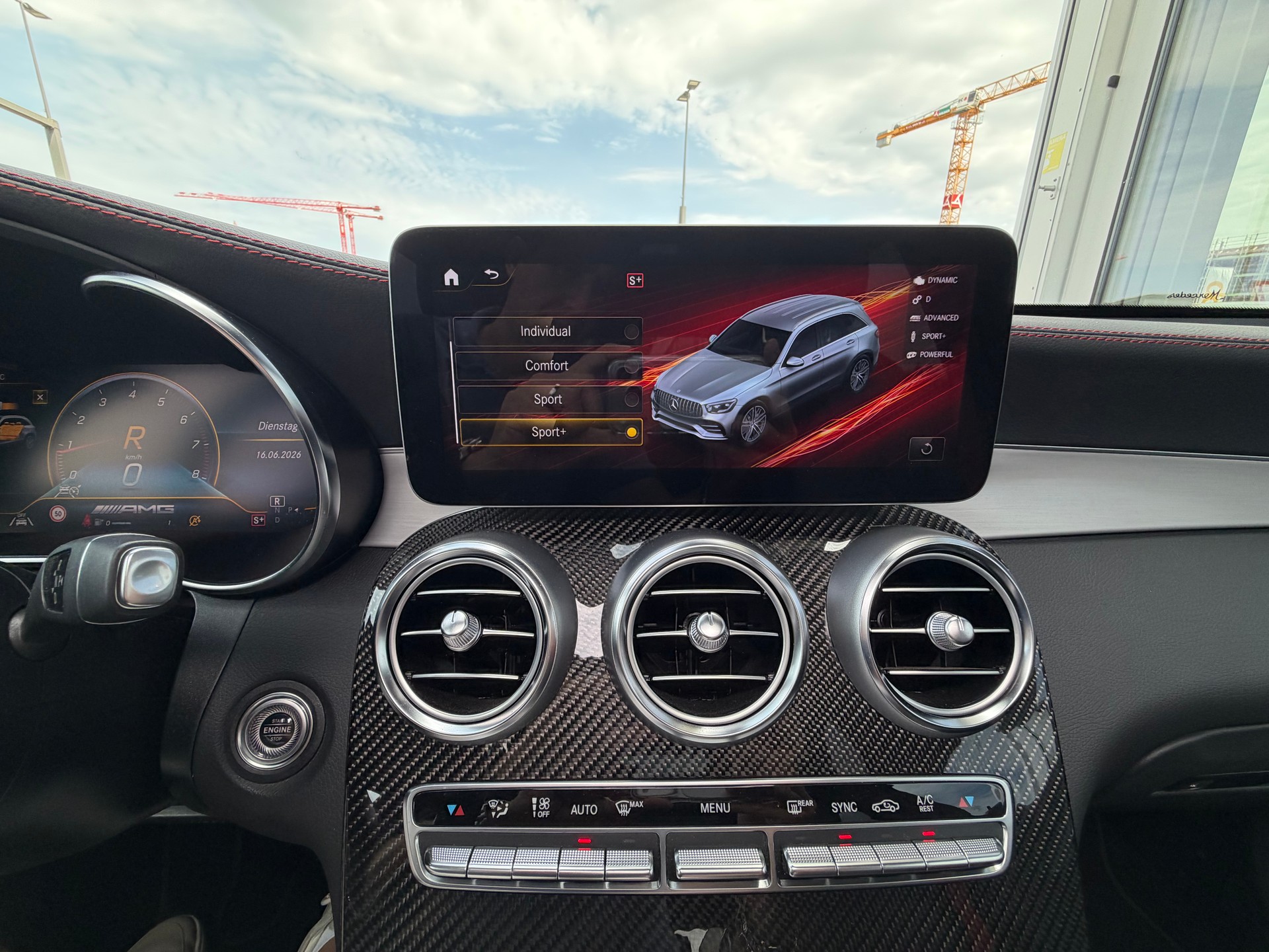 MERCEDES-BENZ GLC 43 AMG 4Matic 9G-Tronic-image-22