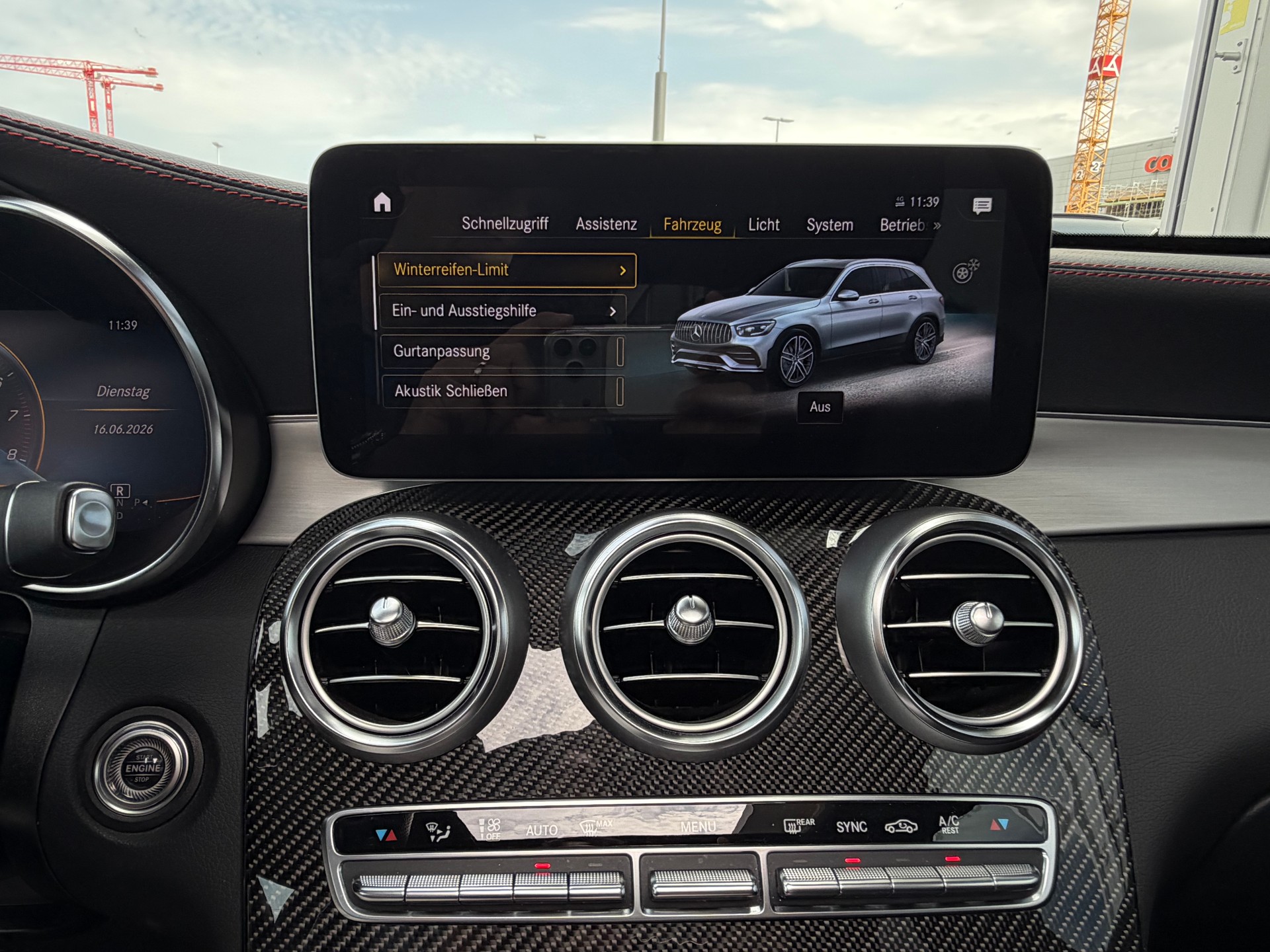 MERCEDES-BENZ GLC 43 AMG 4Matic 9G-Tronic-image-26
