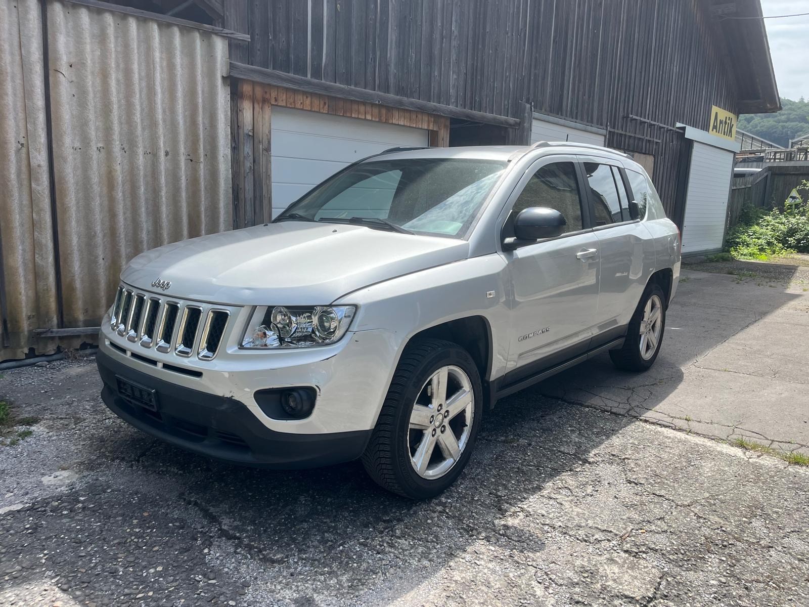 JEEP Compass 2.4 Limited CVT-image-1