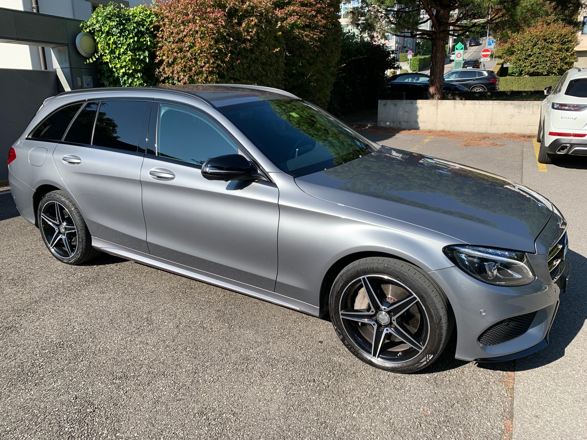 MERCEDES-BENZ C 250 d AMG Line 4m-image-1