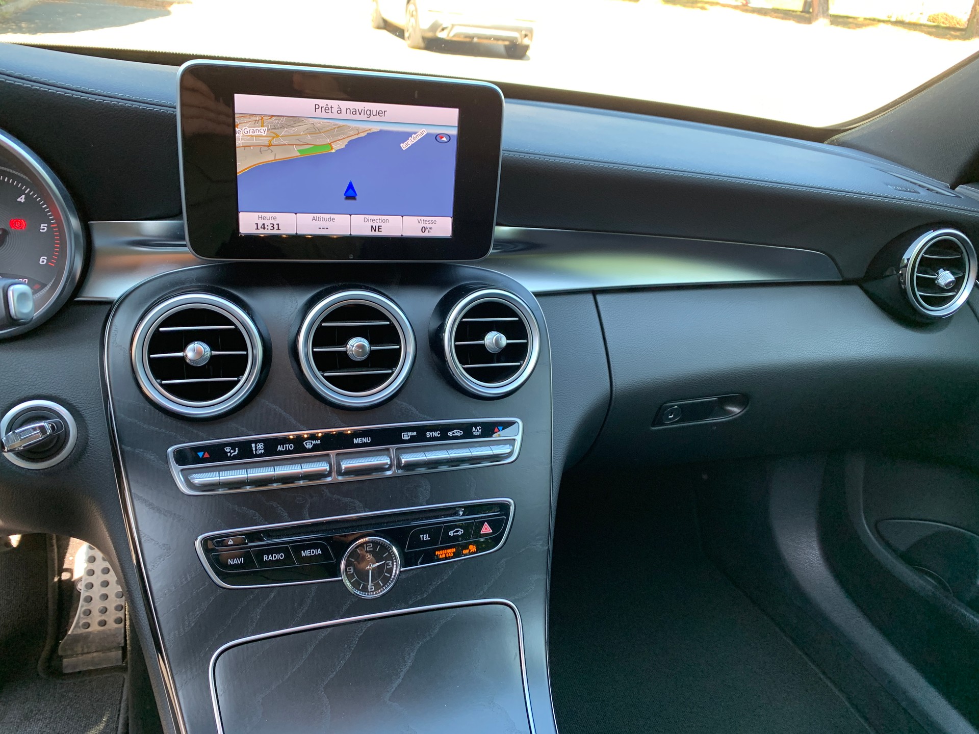 MERCEDES-BENZ C 250 d AMG Line 4m-image-8