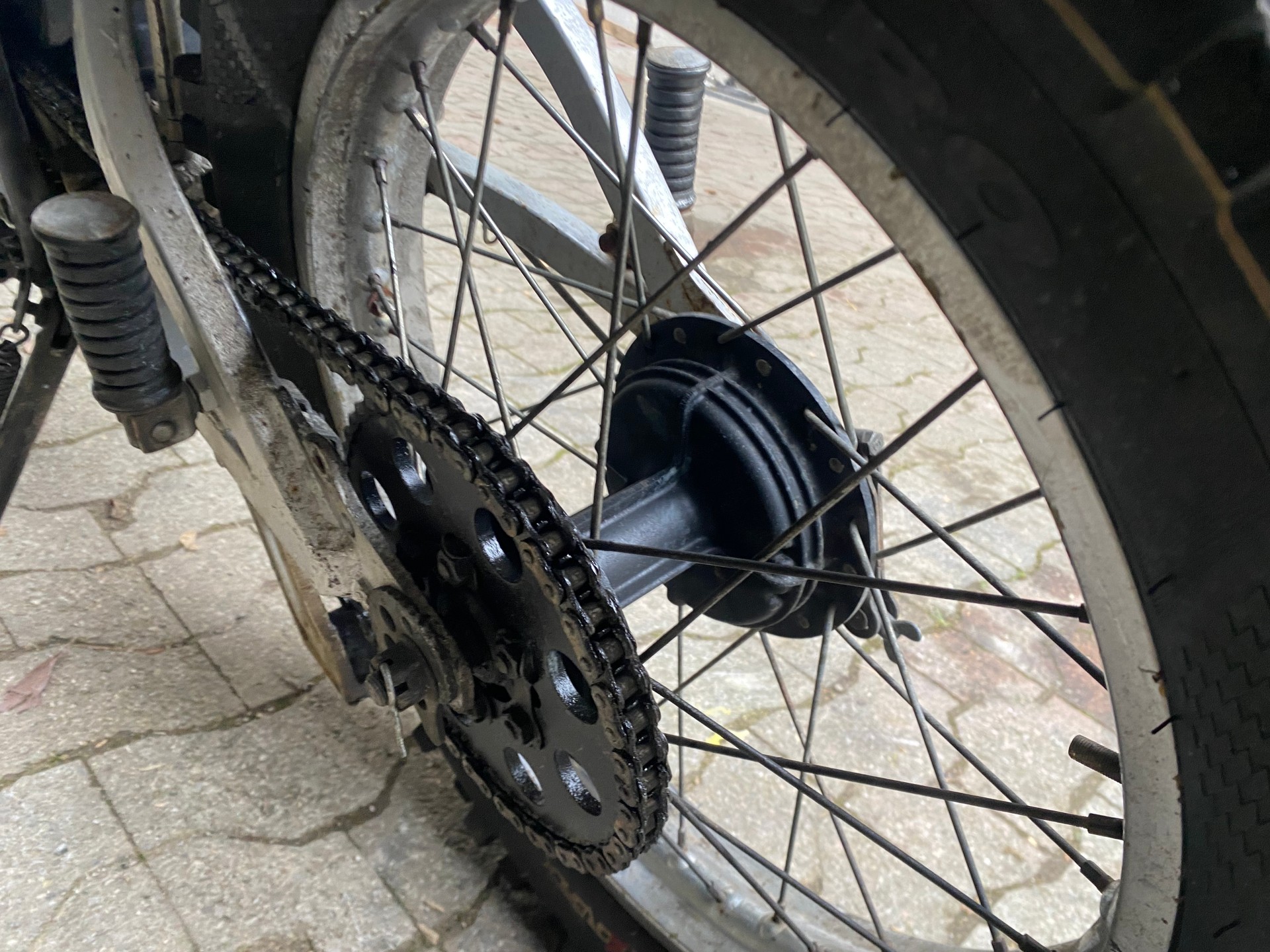 YAMAHA XT 125-image-5
