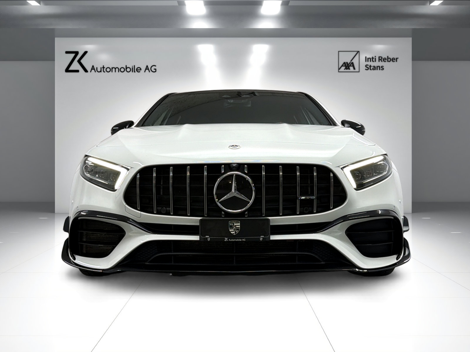 MERCEDES-BENZ A 45 S Performance 422PS Polarweiss AMG 4Matic+ Speedshift/ 360° Kamera / Panoramadach / Burmester / Head-Up / Night Paket /-showroom-element-3