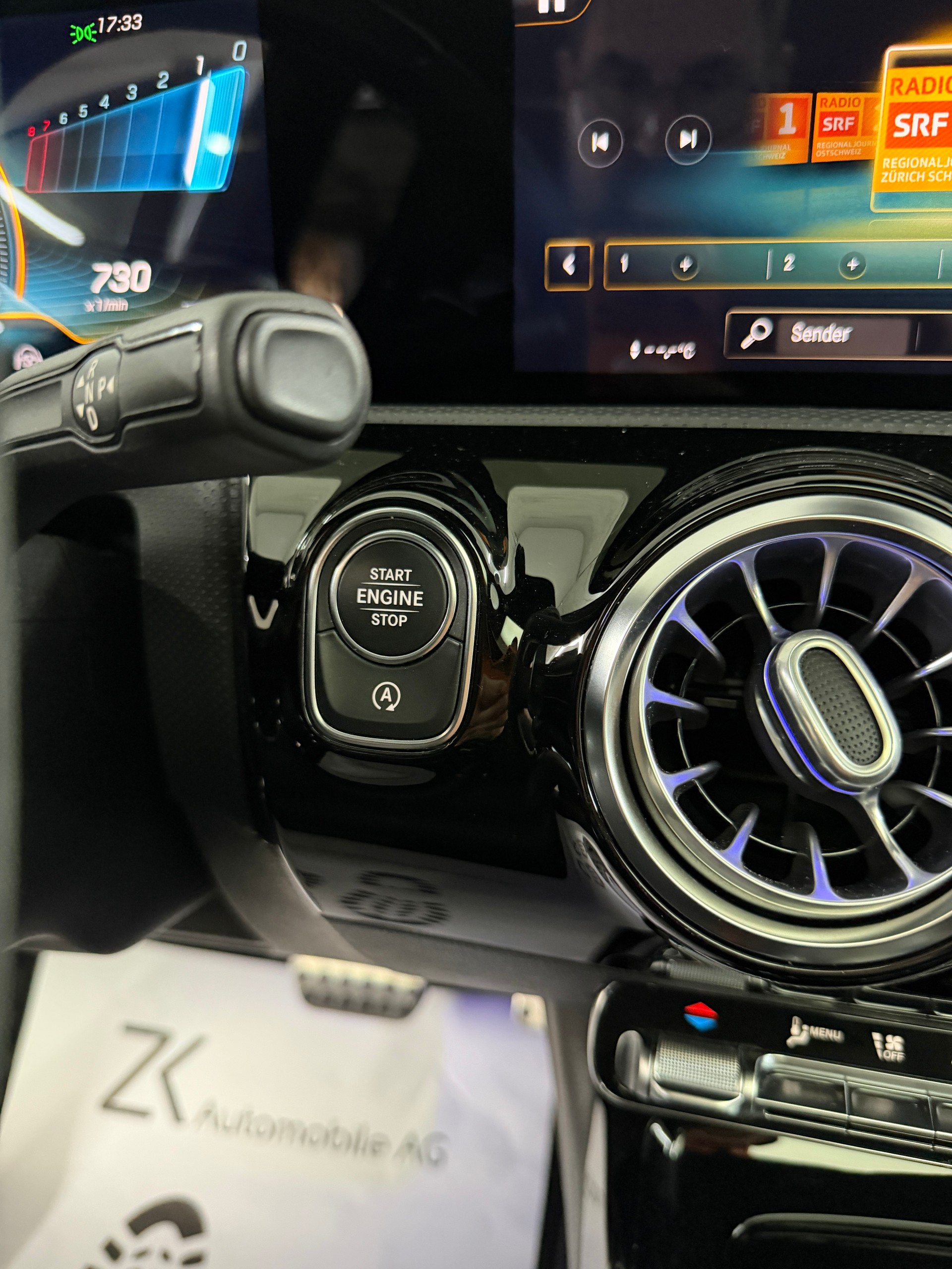 MERCEDES-BENZ A 45 S Performance 422PS Polarweiss AMG 4Matic+ Speedshift/ 360° Kamera / Panoramadach / Burmester / Head-Up / Night Paket /-image-21