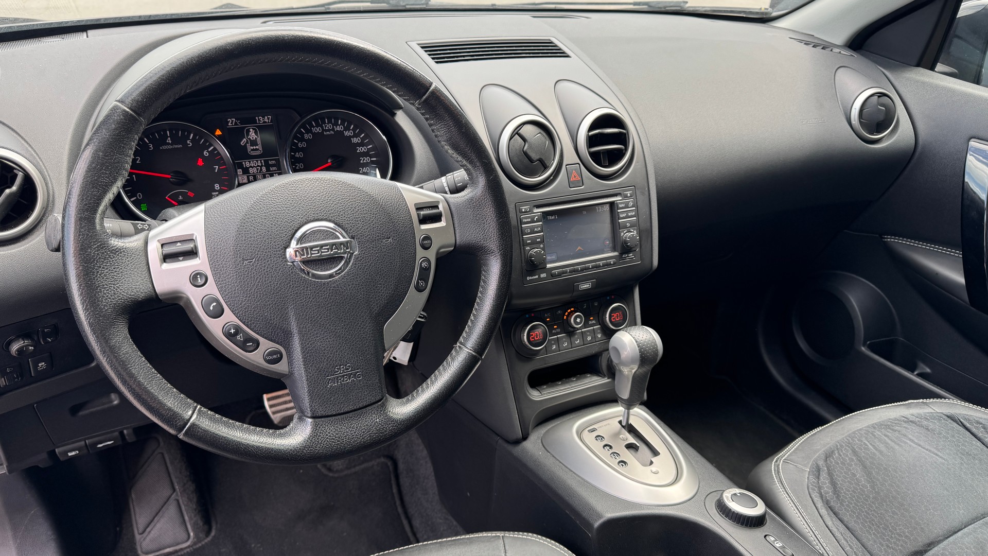 NISSAN Qashqai 2.0 4WD 360 XTronic CVT-image-4