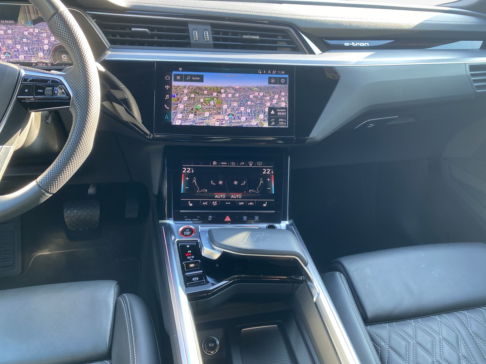 AUDI e-tron S Sportback quattro-image-10