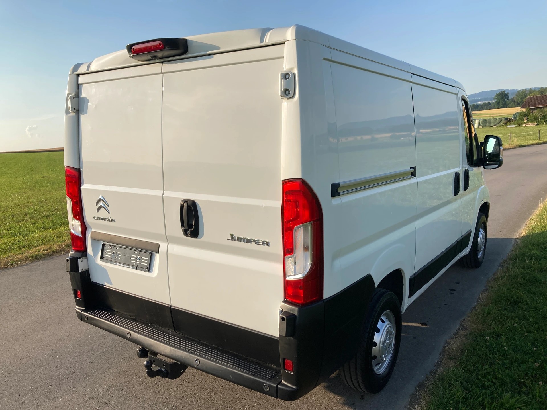 CITROEN Jumper 33 2.0 BlueHDi 130 Confort L1H1 **Anhängerkupplung 2'500KG**Nutzlast 1'261KG**-image-2