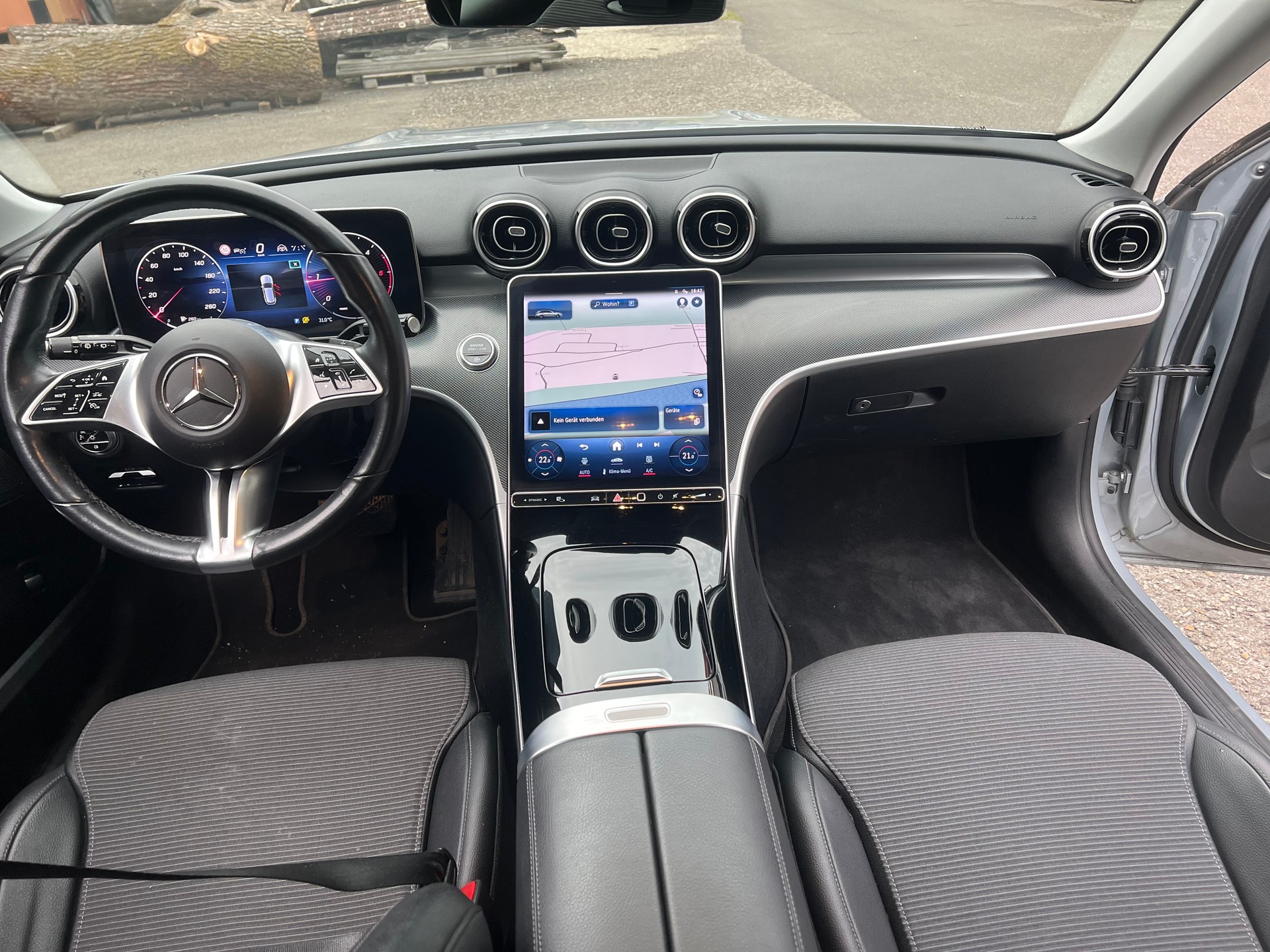 MERCEDES-BENZ C 220 d T 4Matic Avantgarde-image-8