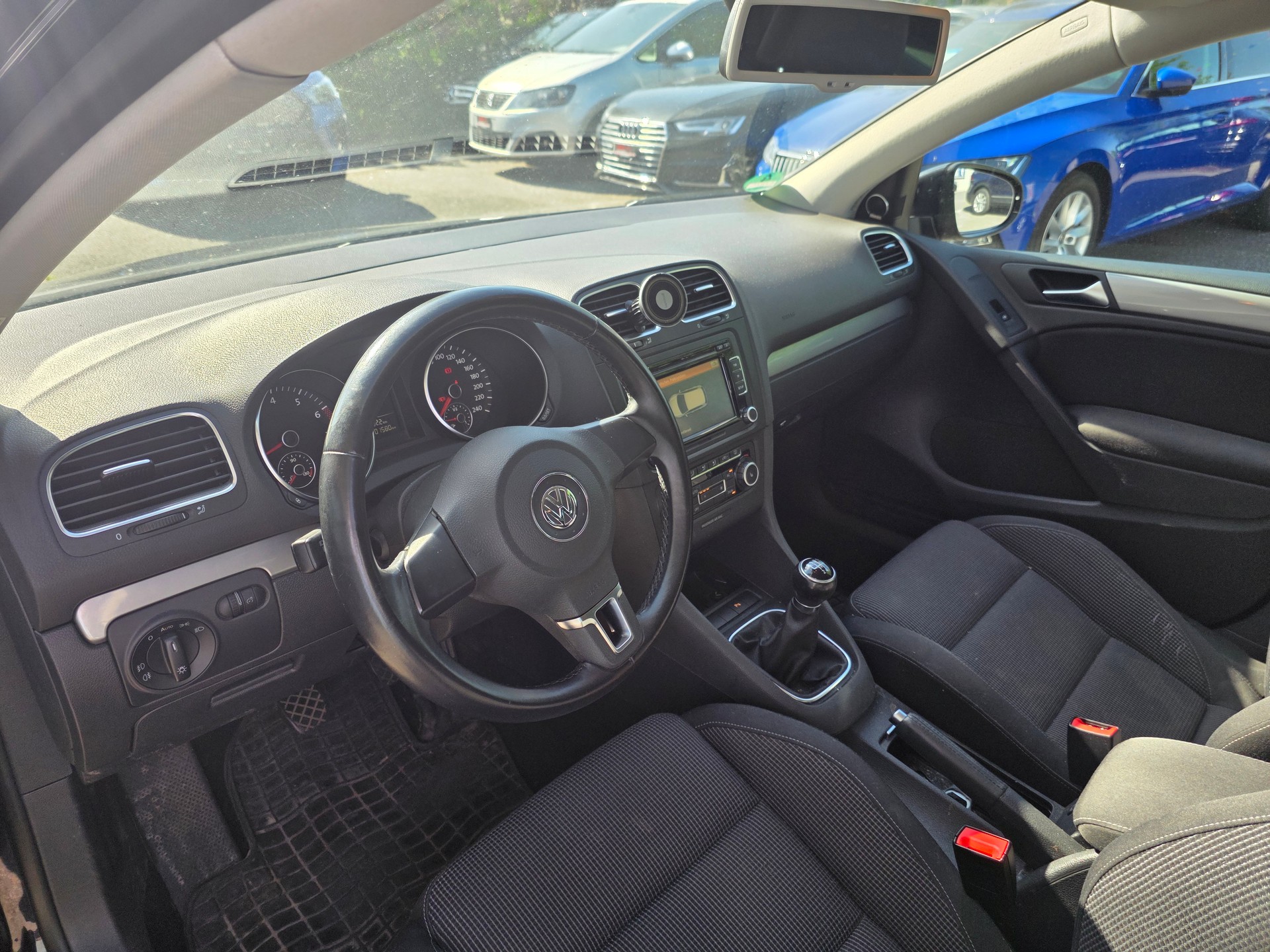 VW Golf 1.2 TSI Trendline-image-8