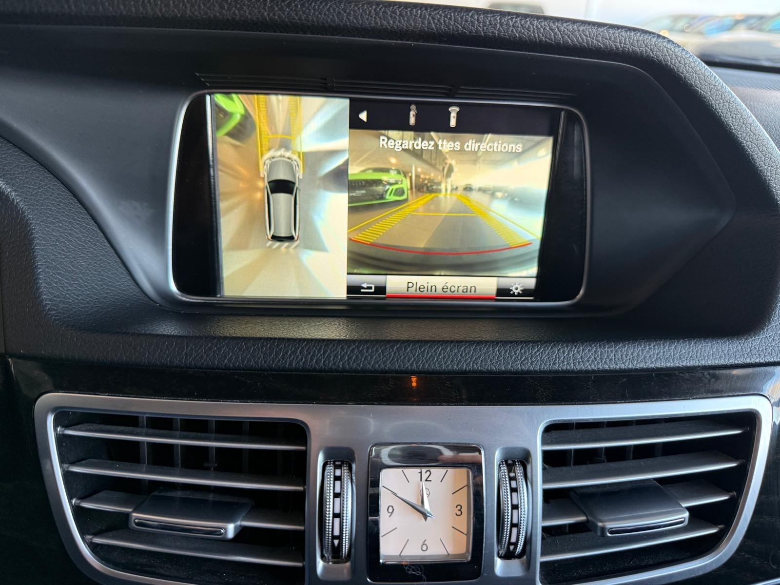 MERCEDES-BENZ E 400 Avantgarde 4Matic 7G-Tronic-image-17