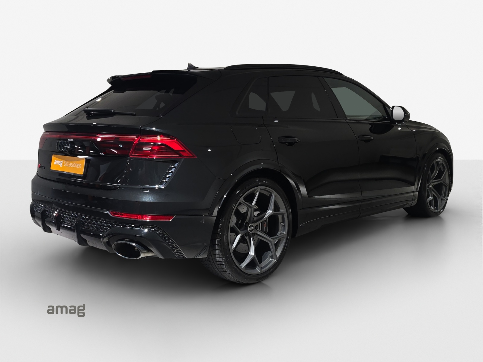 AUDI RSQ8 performance quattro-image-4